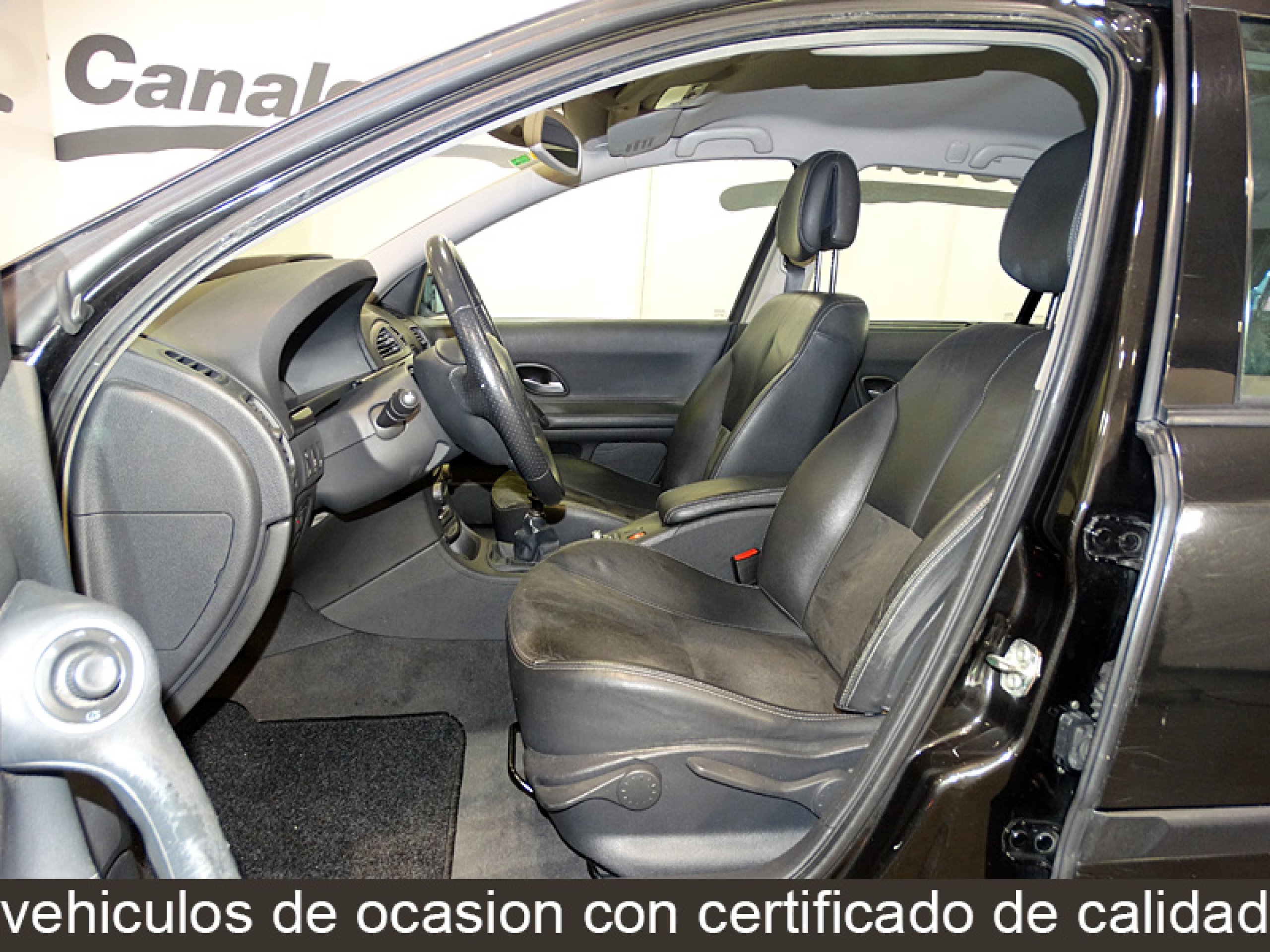 Foto Renault Laguna 10 Foto Renault Laguna 10