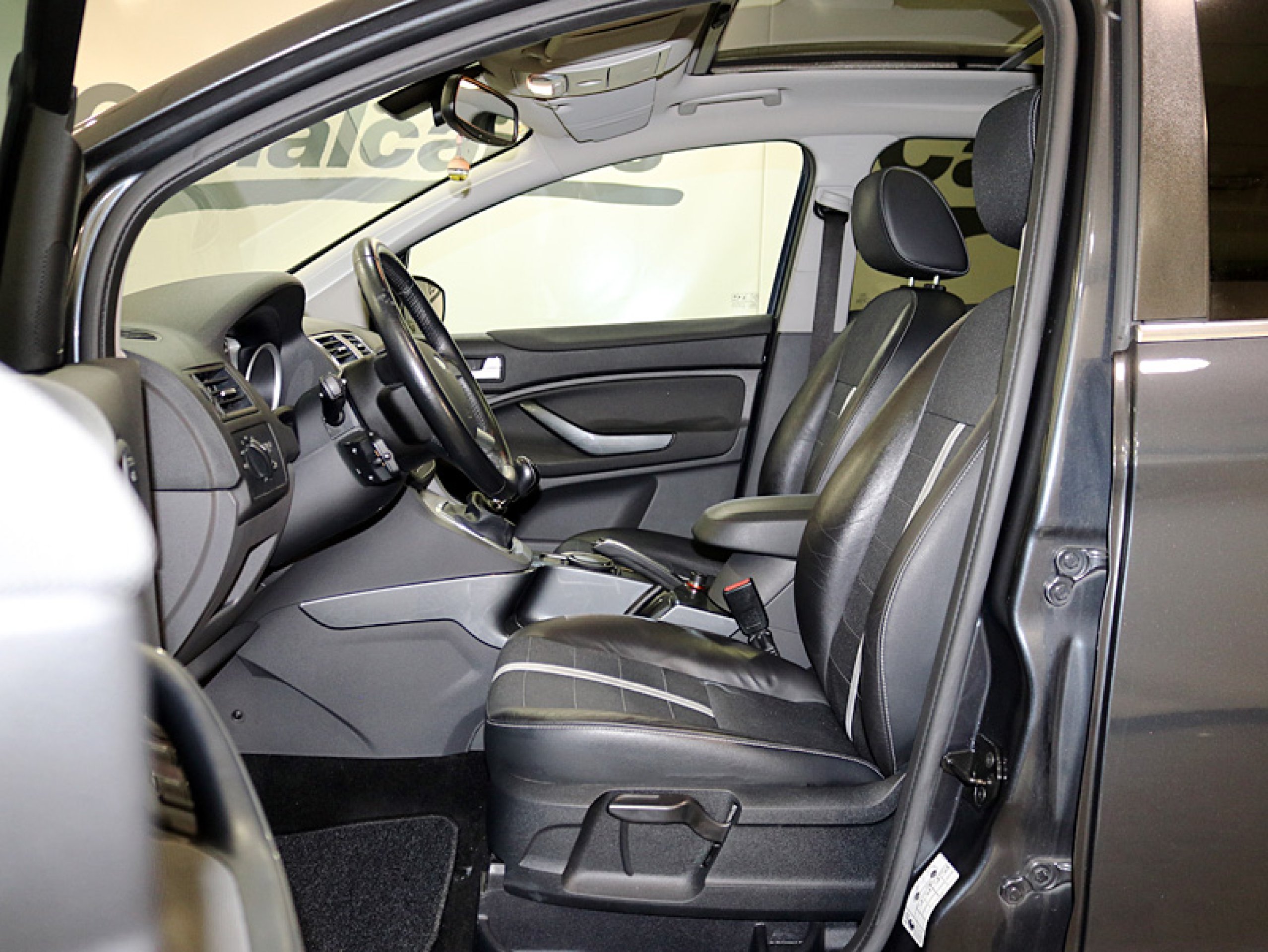 Foto Ford Kuga 10