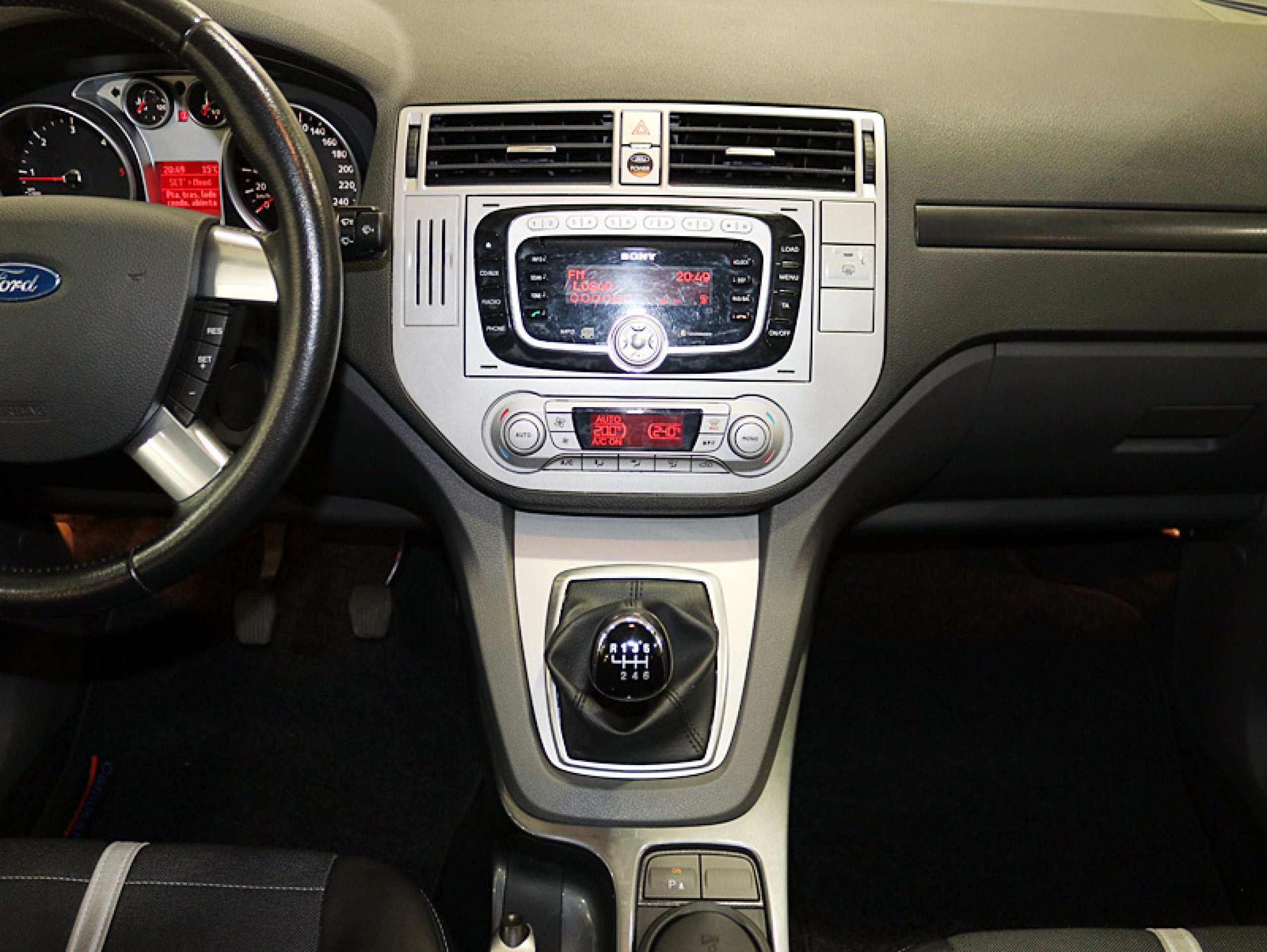 Foto Ford Kuga 17