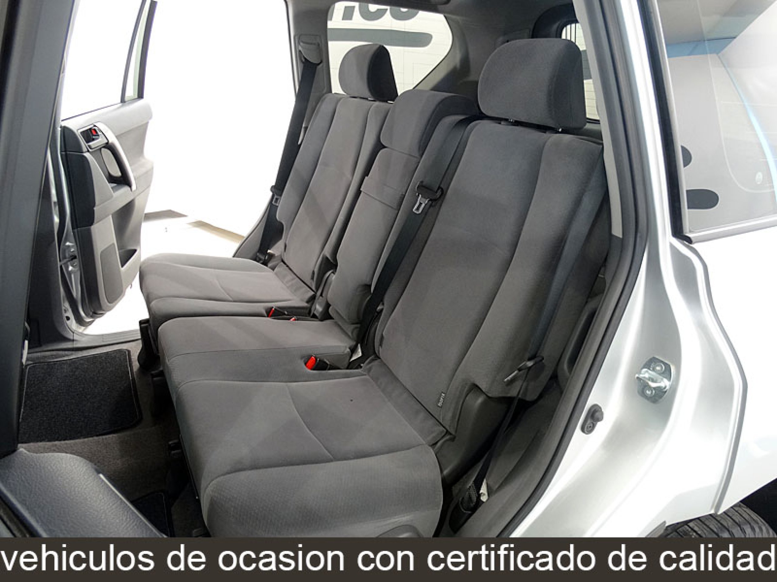 Foto Toyota Land Cruiser 18