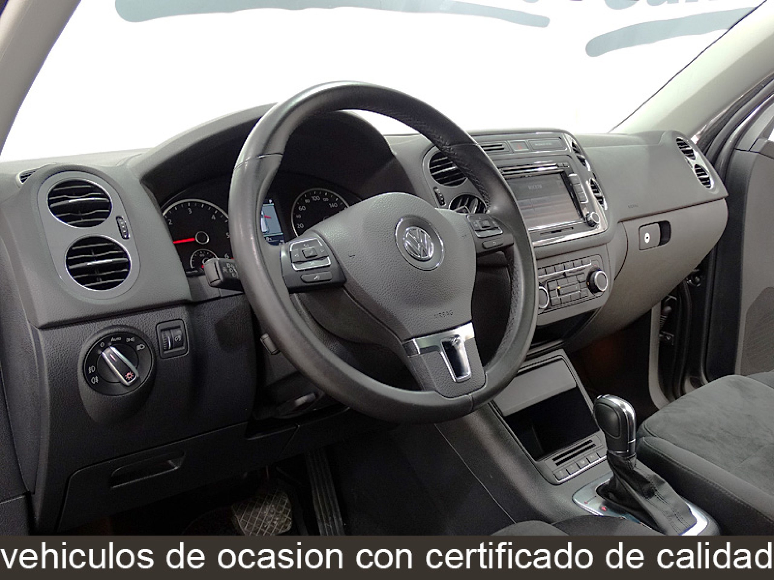 Foto Volkswagen Tiguan 21