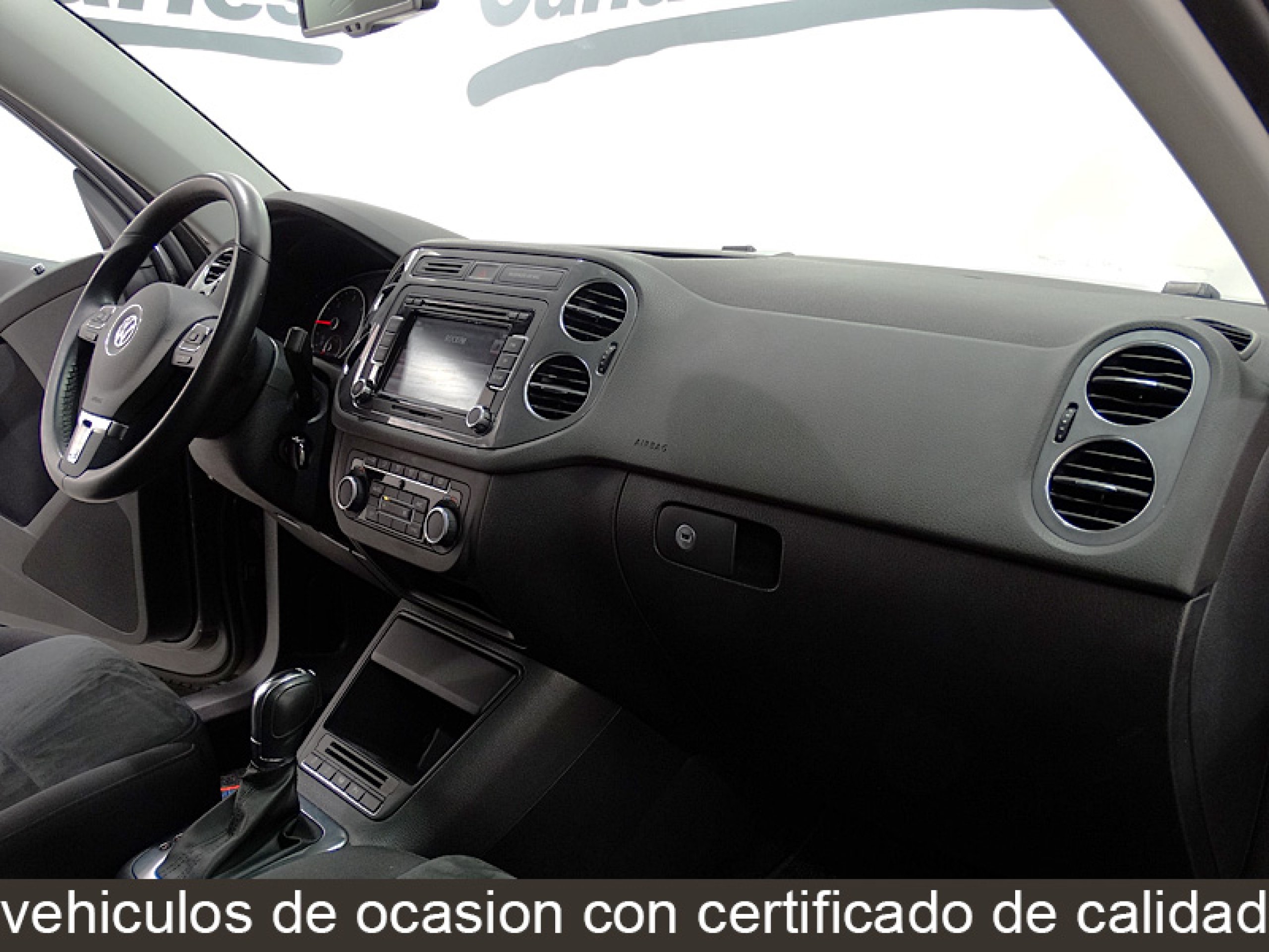Foto Volkswagen Tiguan 23