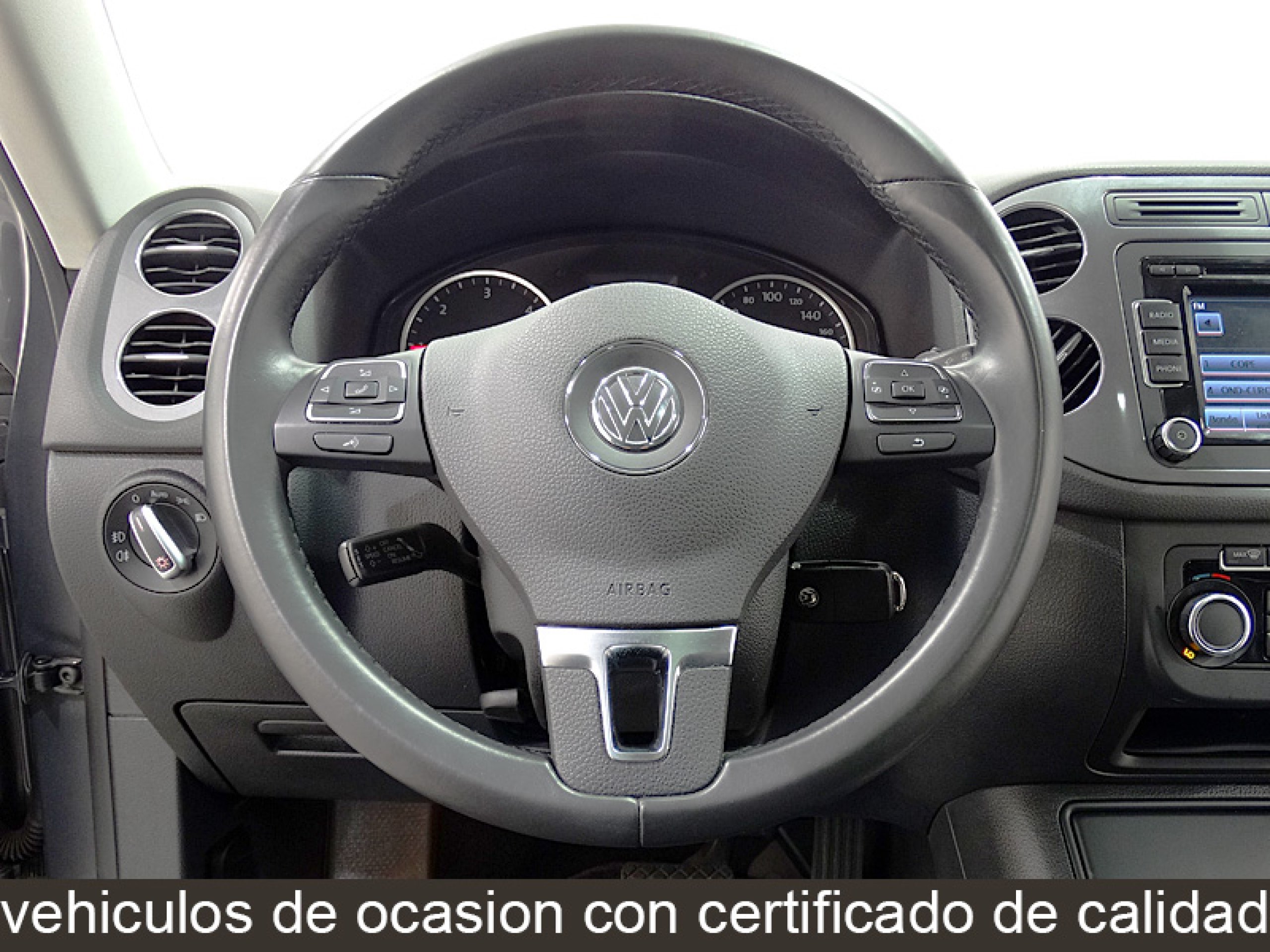 Foto Volkswagen Tiguan 24