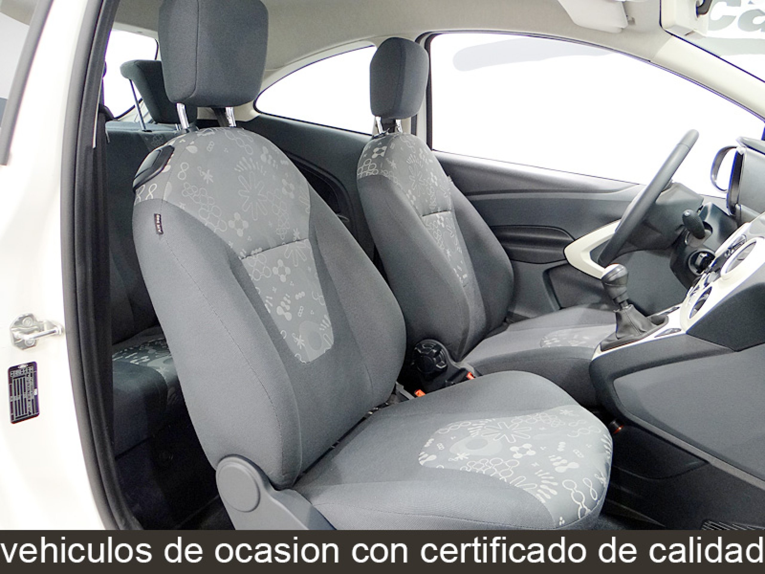 Foto Ford Ka 24