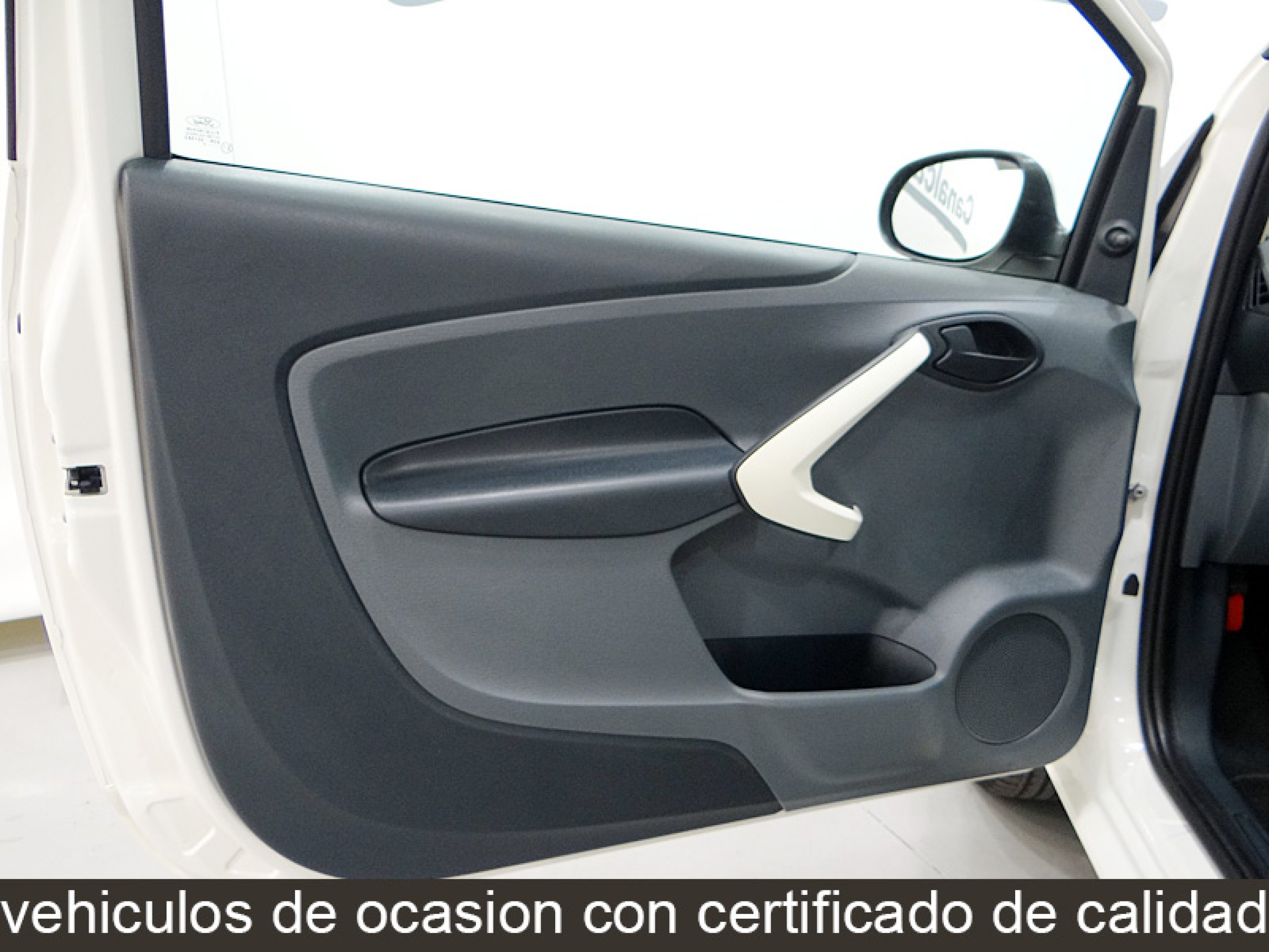 Foto Ford Ka 25