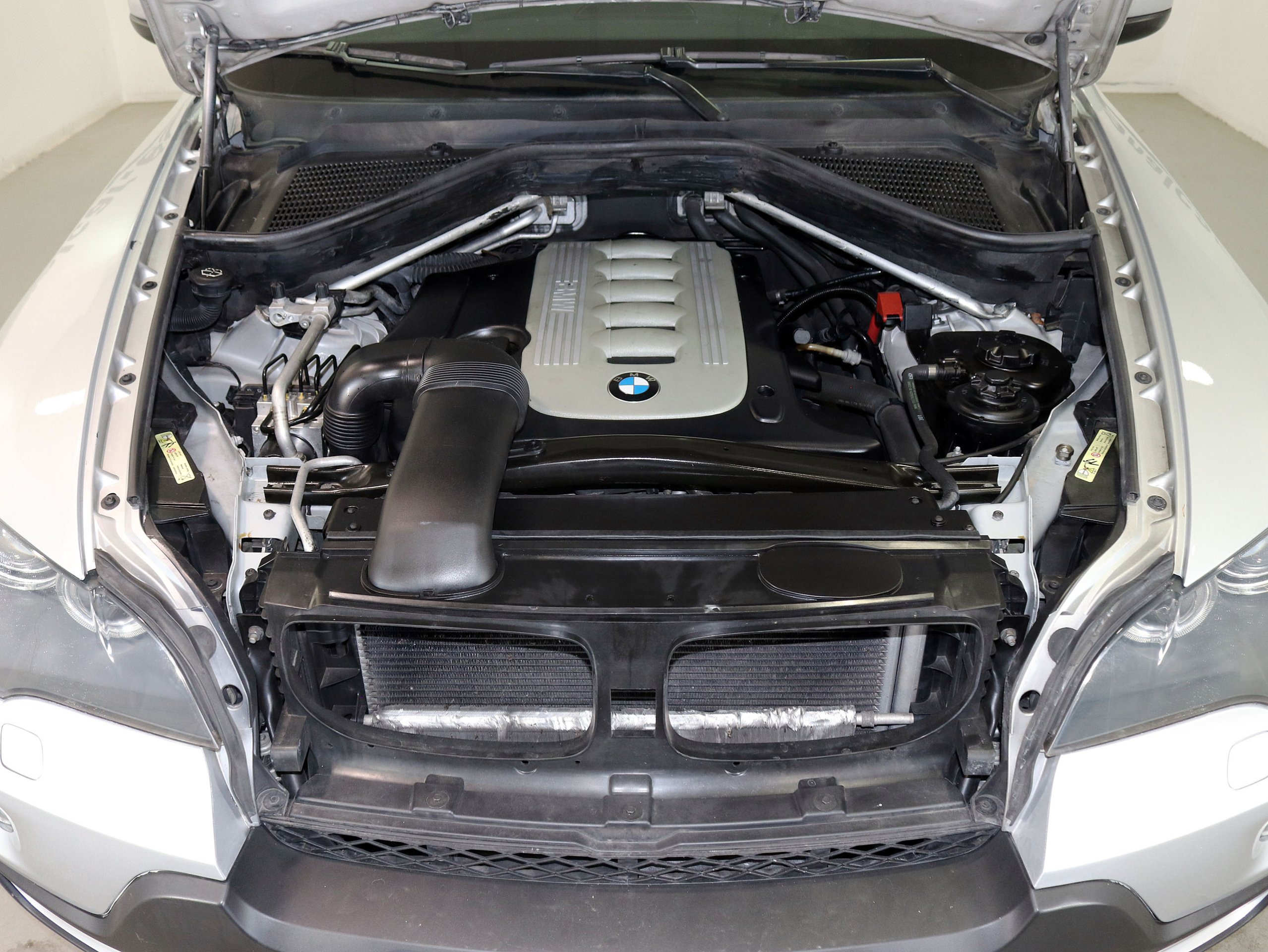 Foto Bmw X5 8
