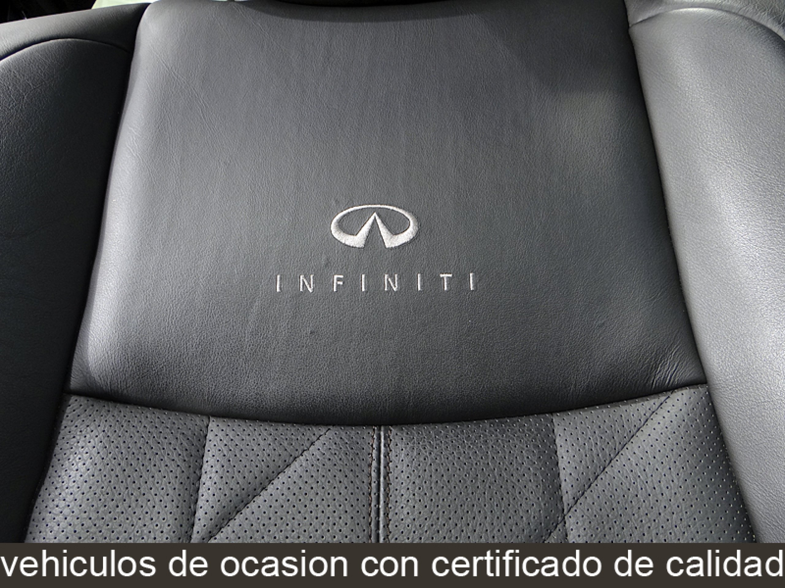Foto Infiniti FX 21