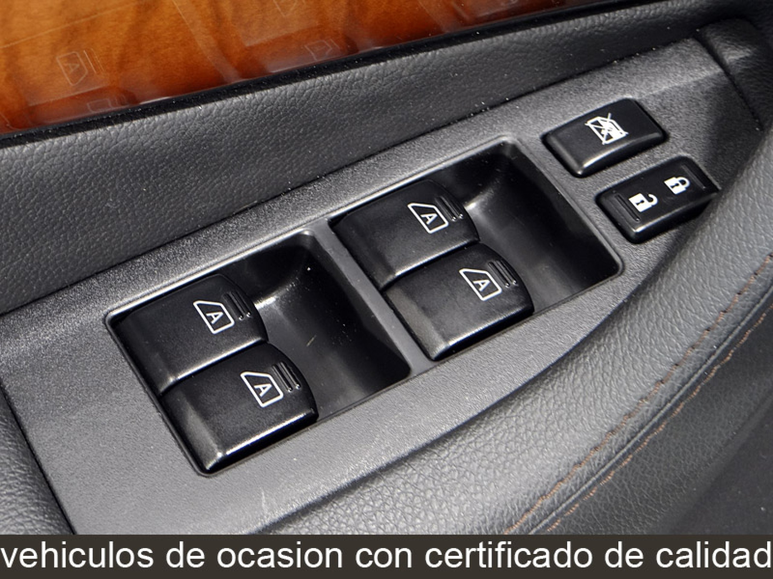 Foto Infiniti FX 25