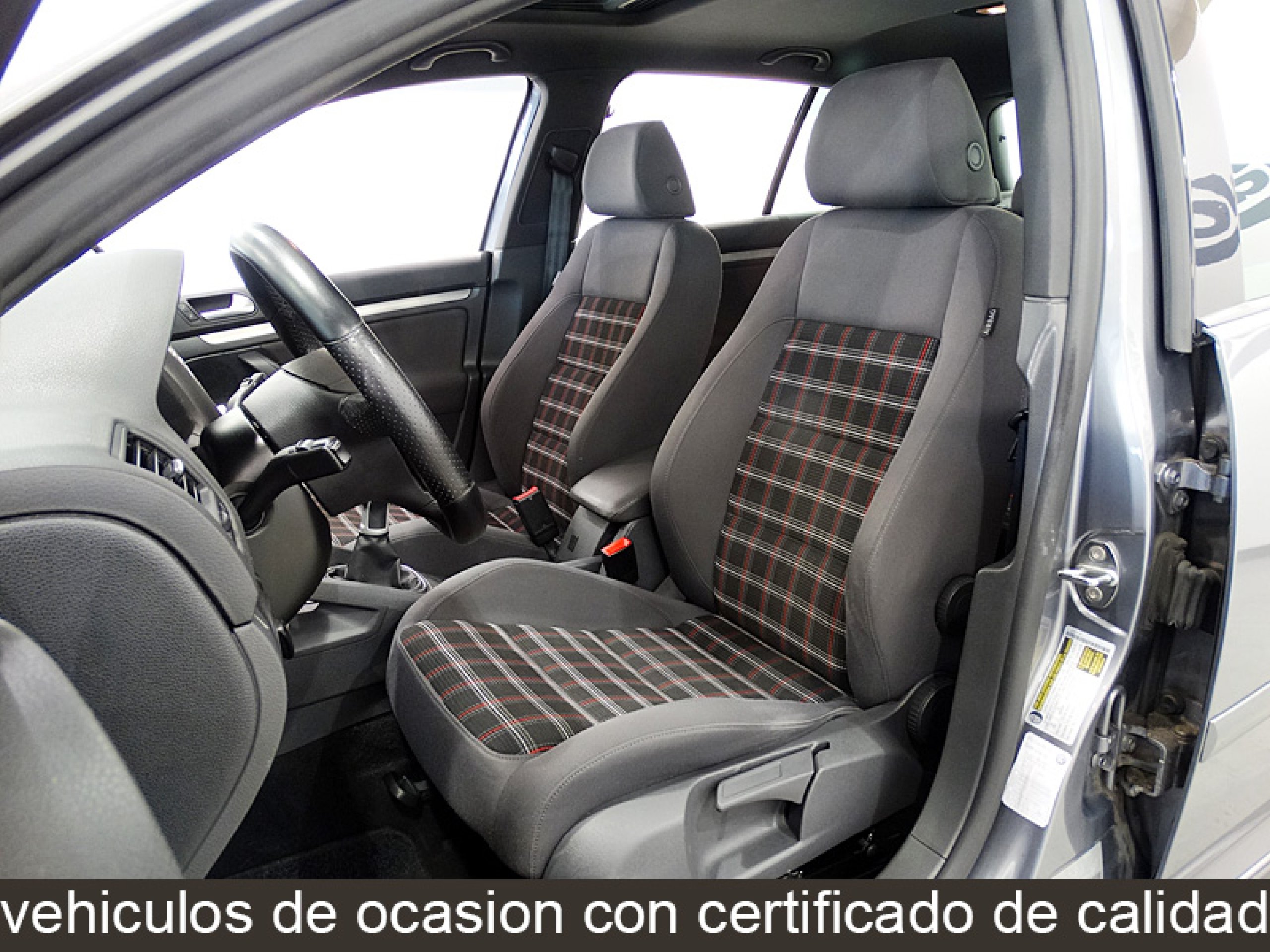 Foto Volkswagen Golf 18