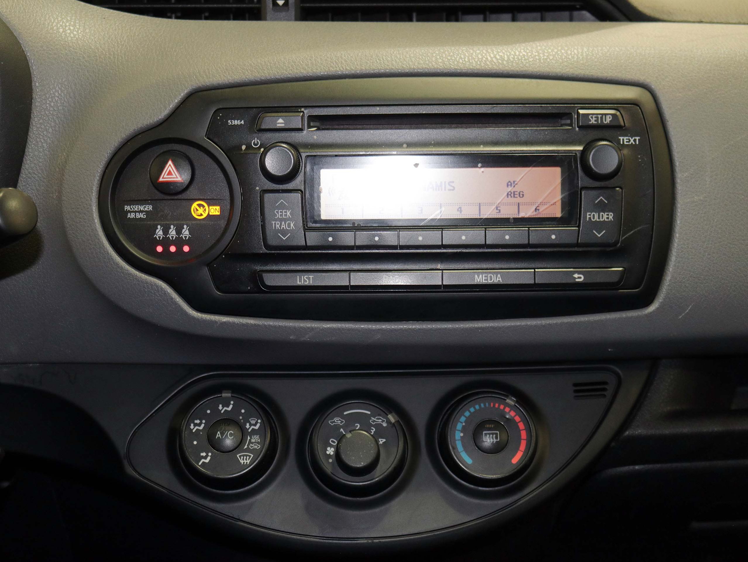 Foto Toyota Yaris 17