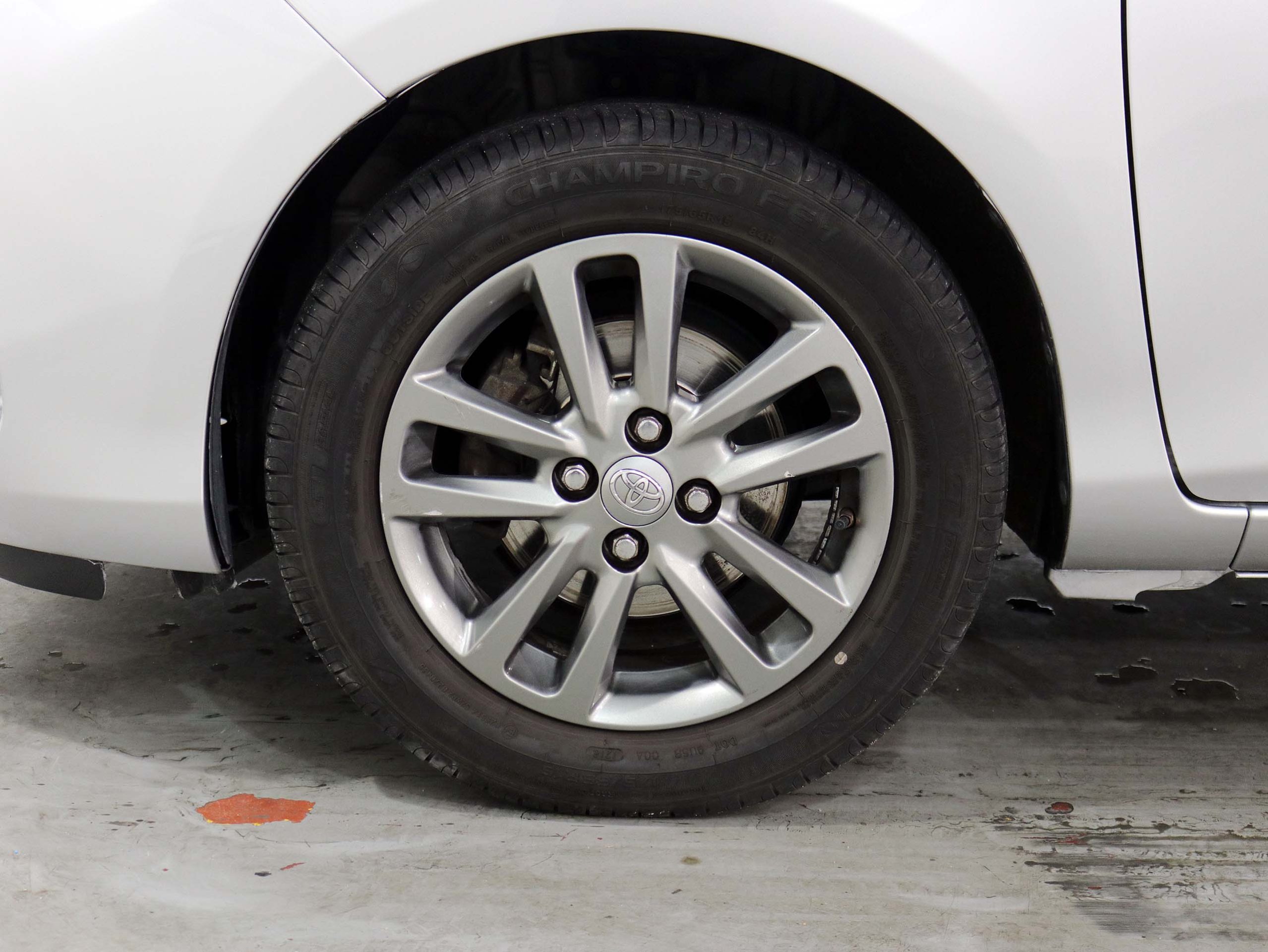 Foto Toyota Yaris 24