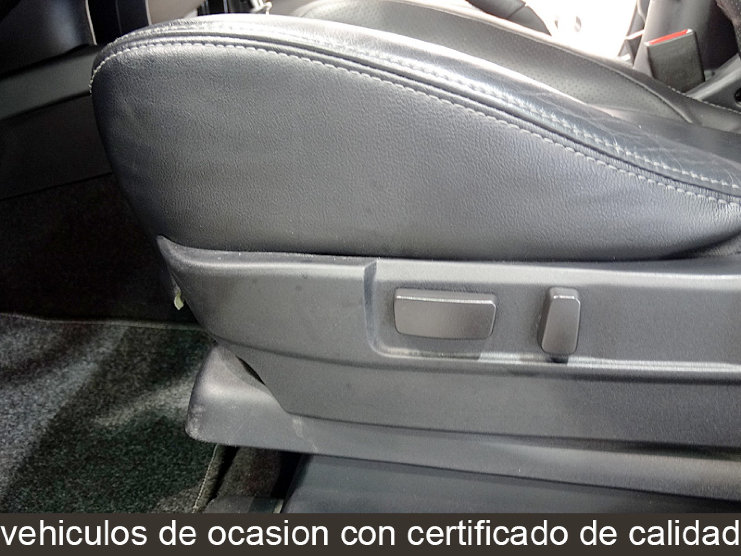 Foto Peugeot 4007 33