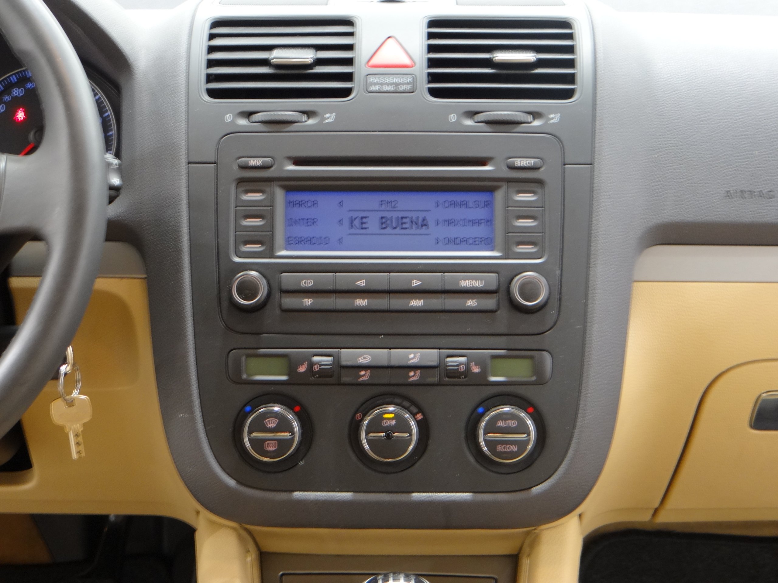 Foto Volkswagen Golf 32