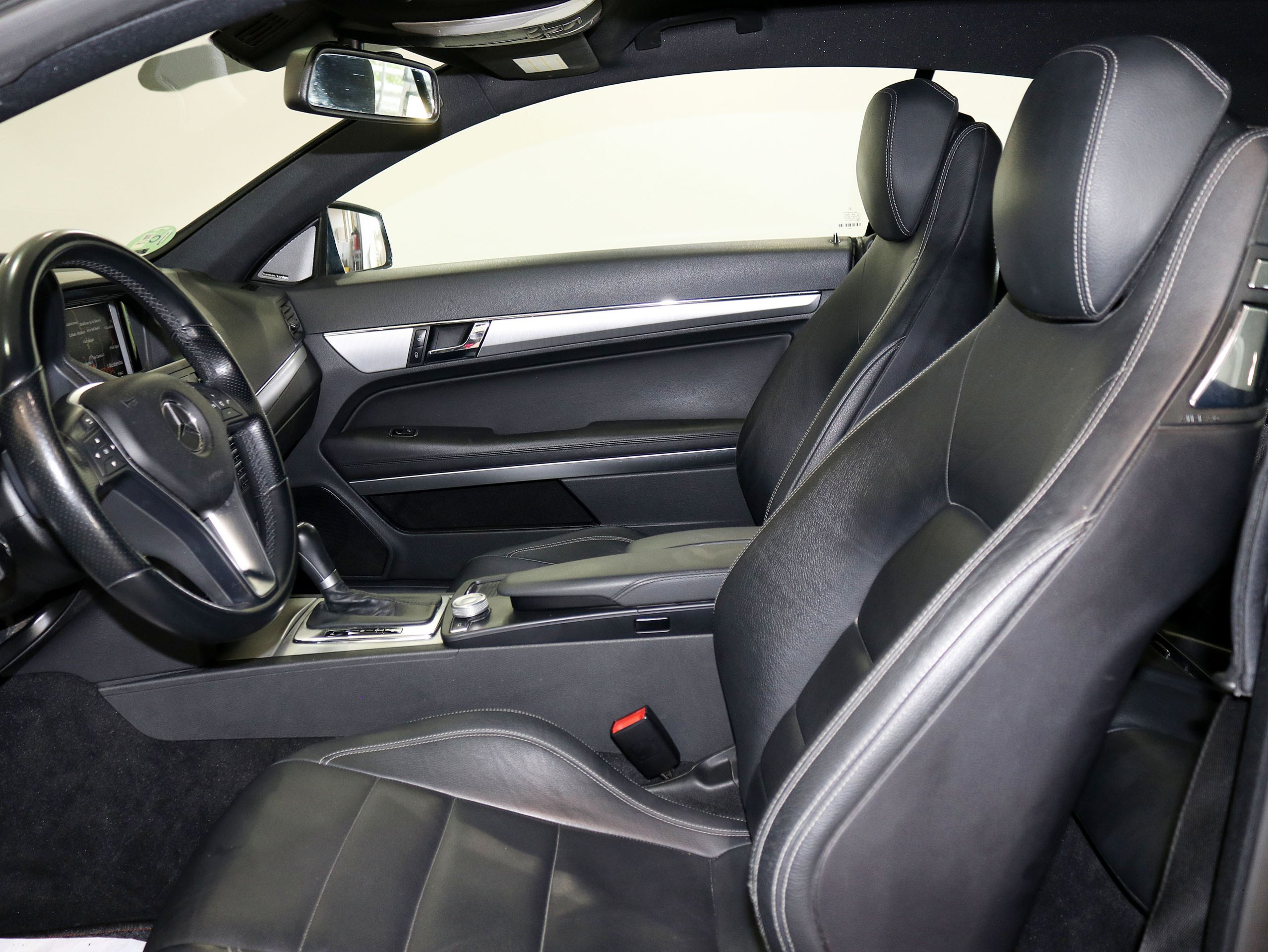Foto Mercedes-Benz E 250 10