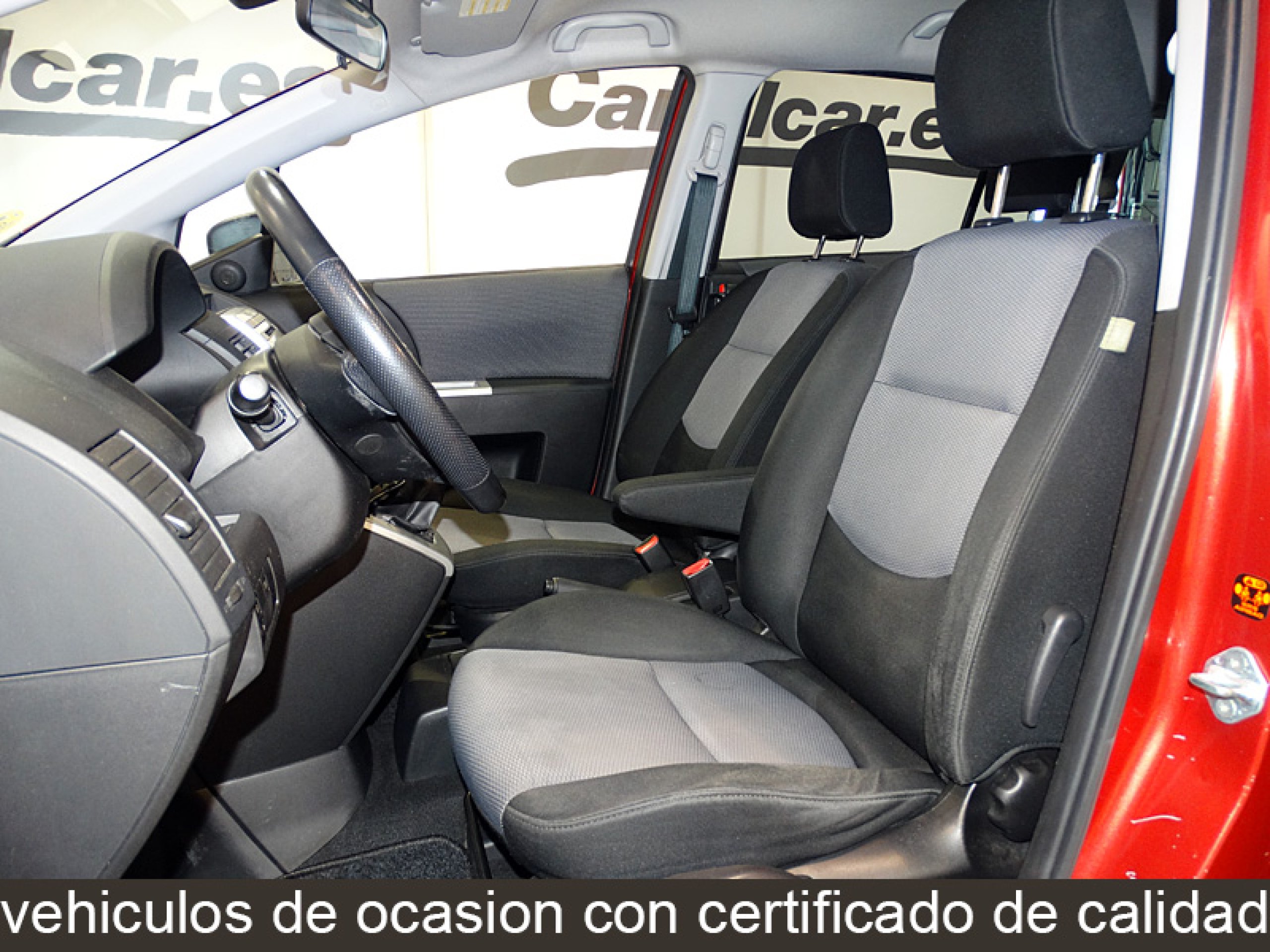 Foto Mazda 5 12 Foto Mazda 5 12