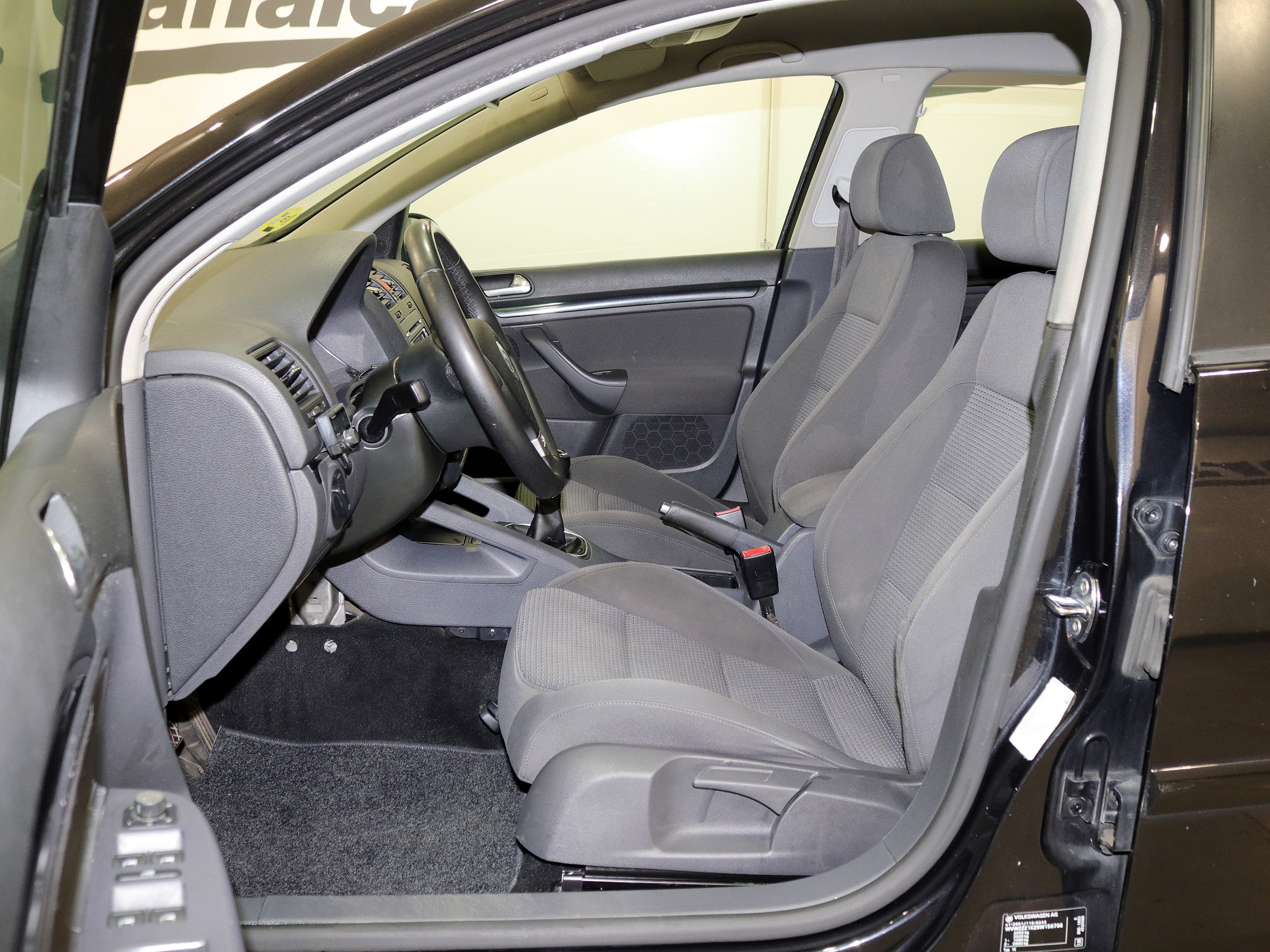 Foto Volkswagen Golf 16