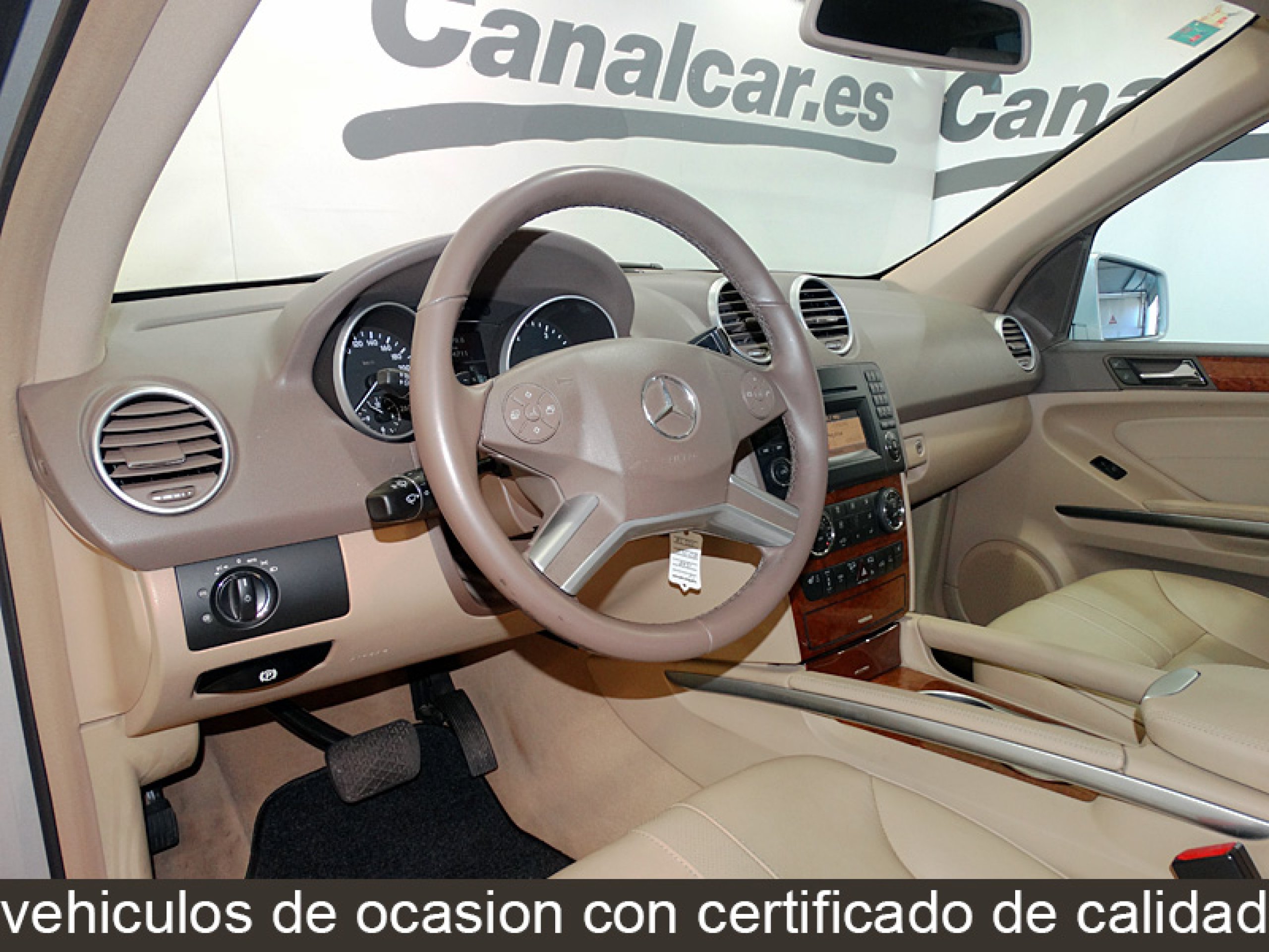 Foto Mercedes-Benz ML 350 17
