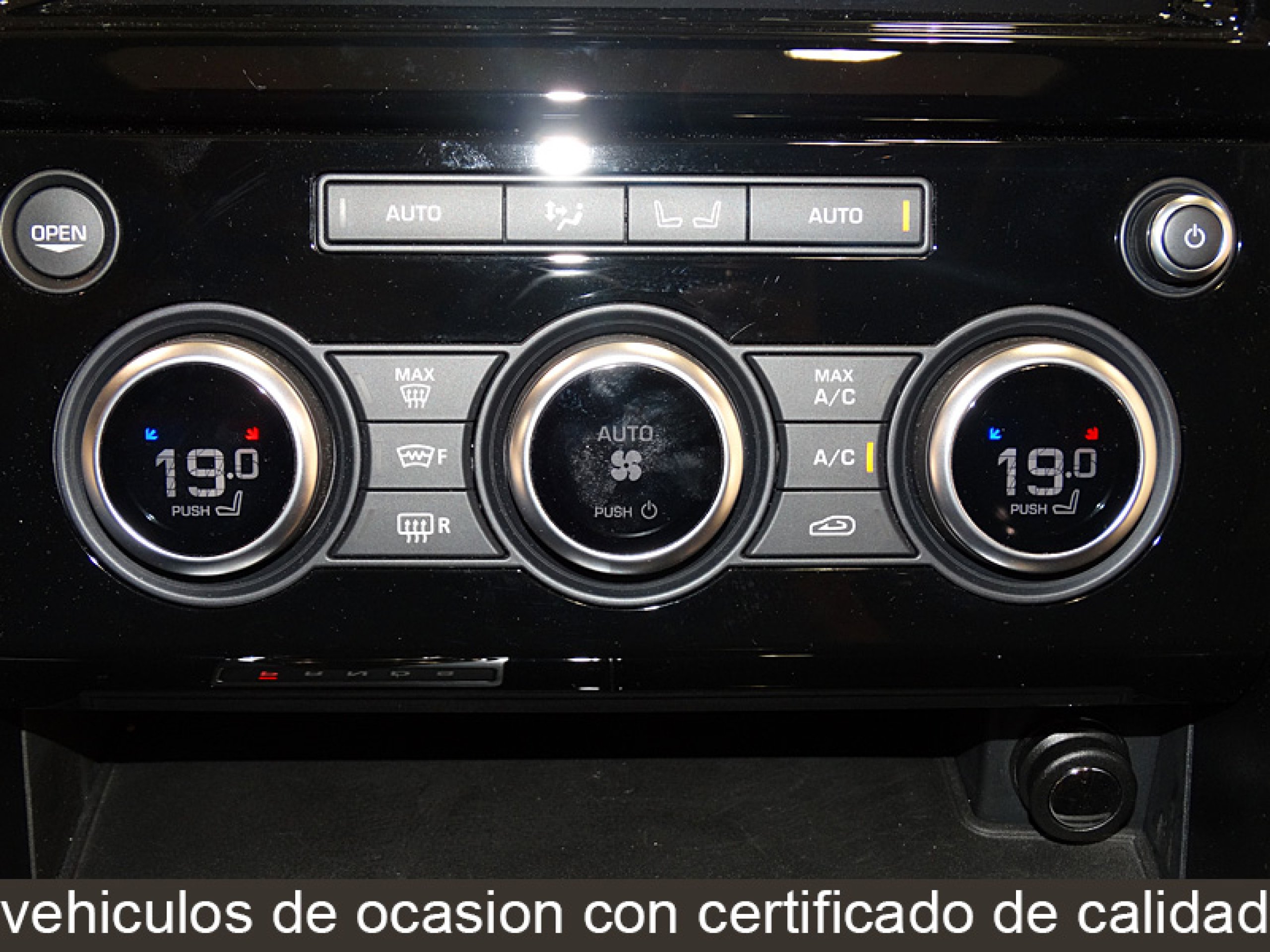 Foto Land Rover Discovery 38