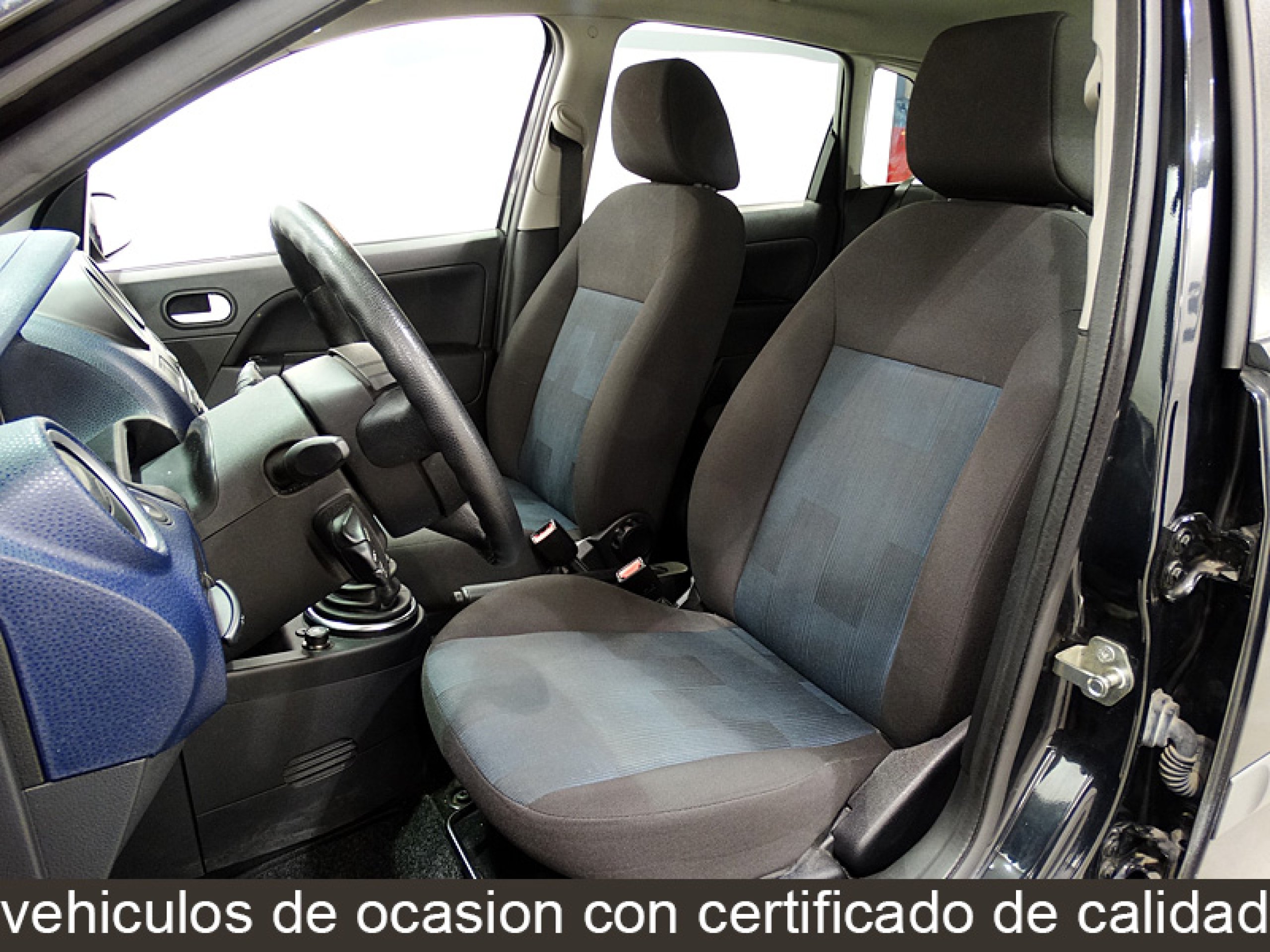 Foto Ford Fiesta 13