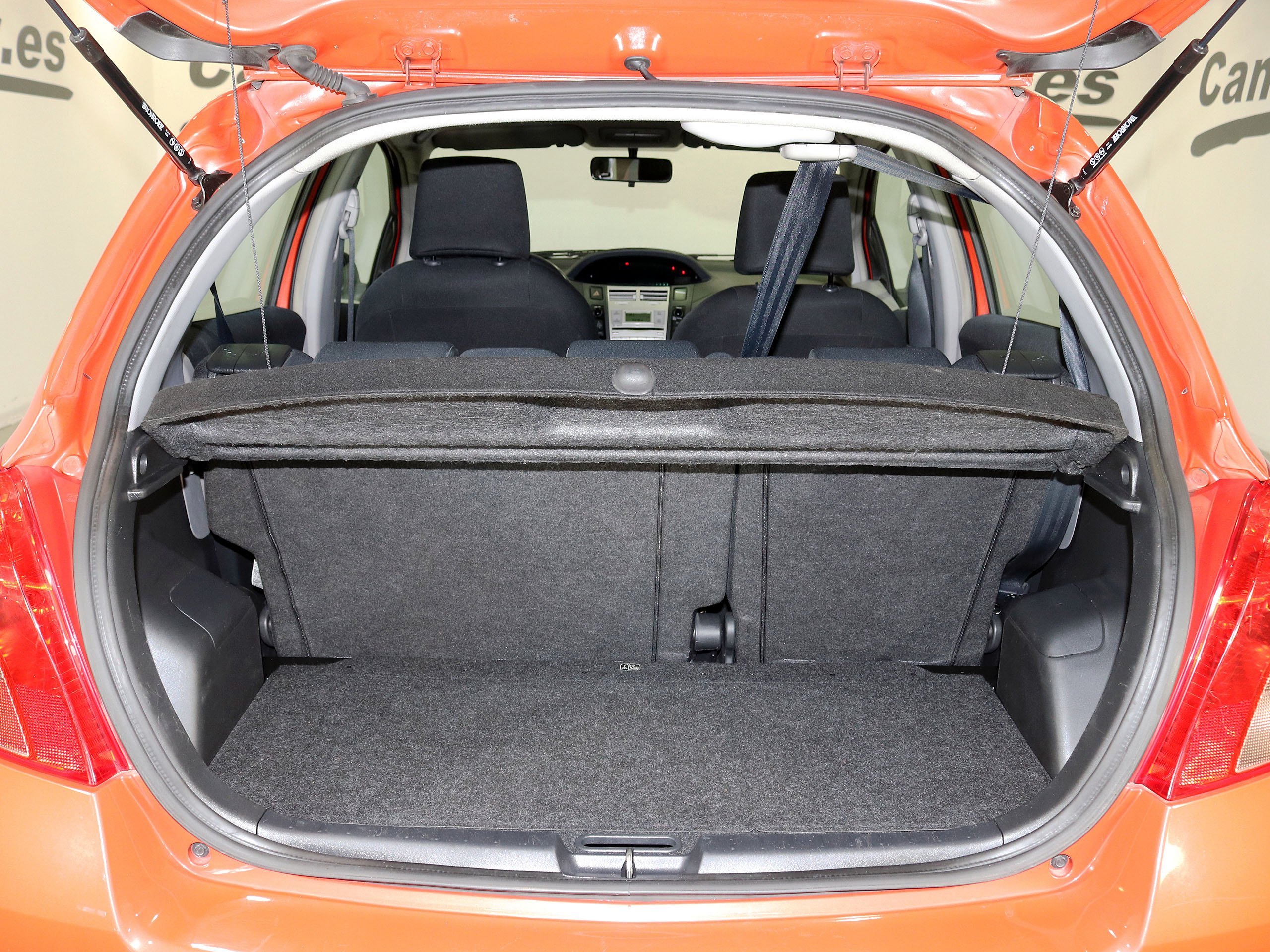 Foto Toyota Yaris 9