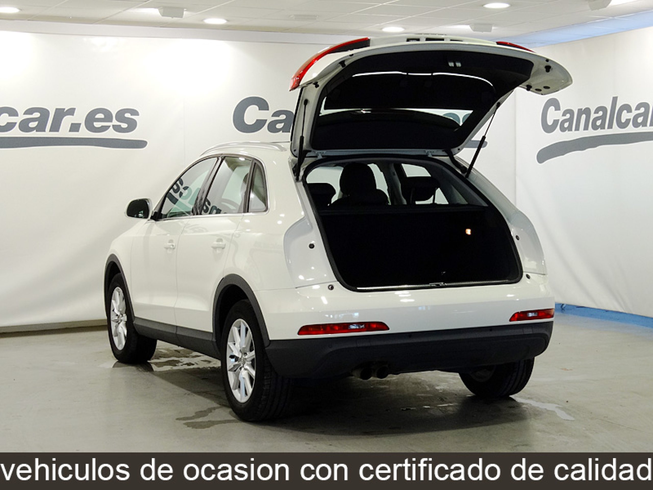 Foto Audi Q3 8