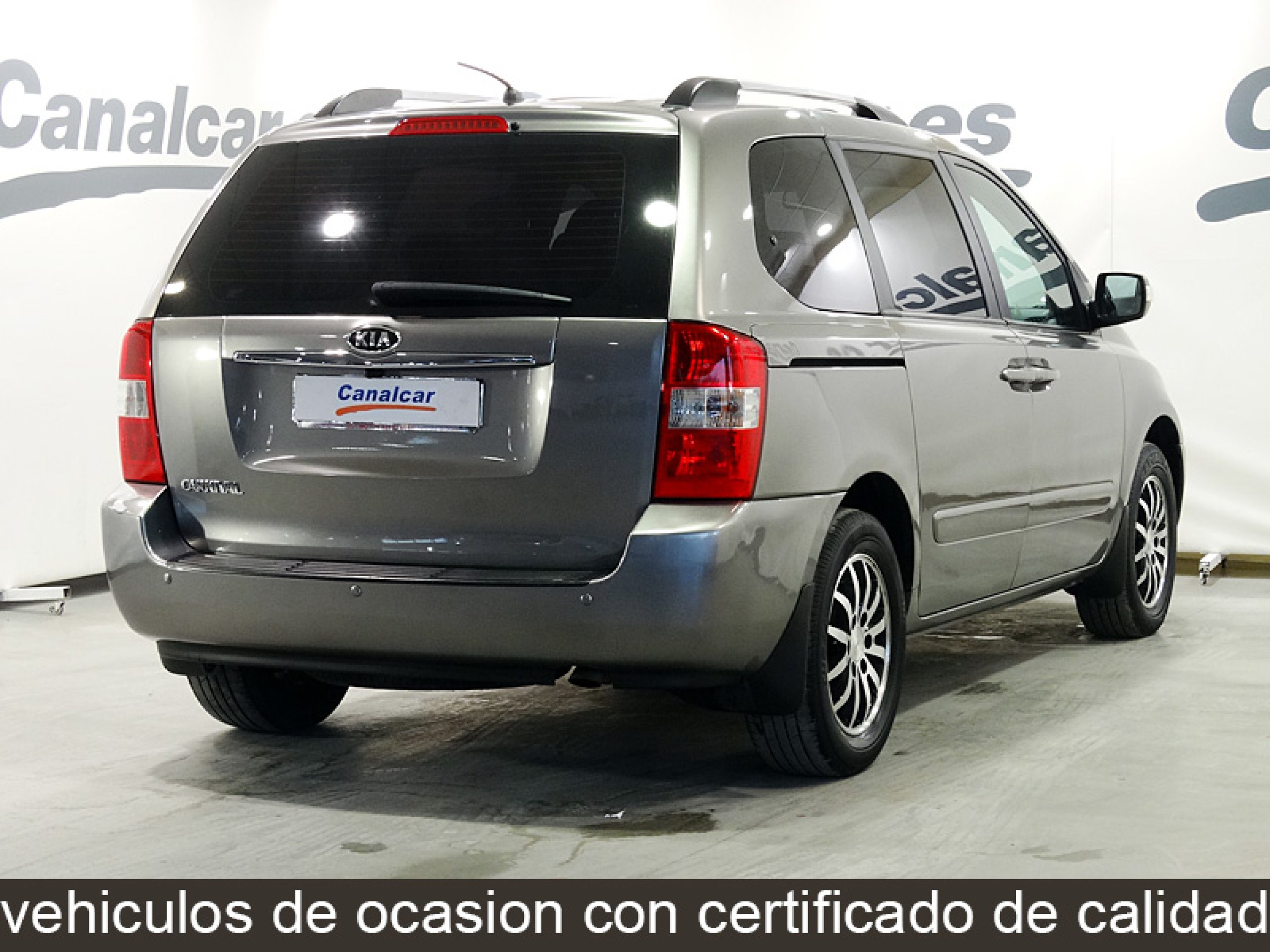 Foto Kia Carnival 6