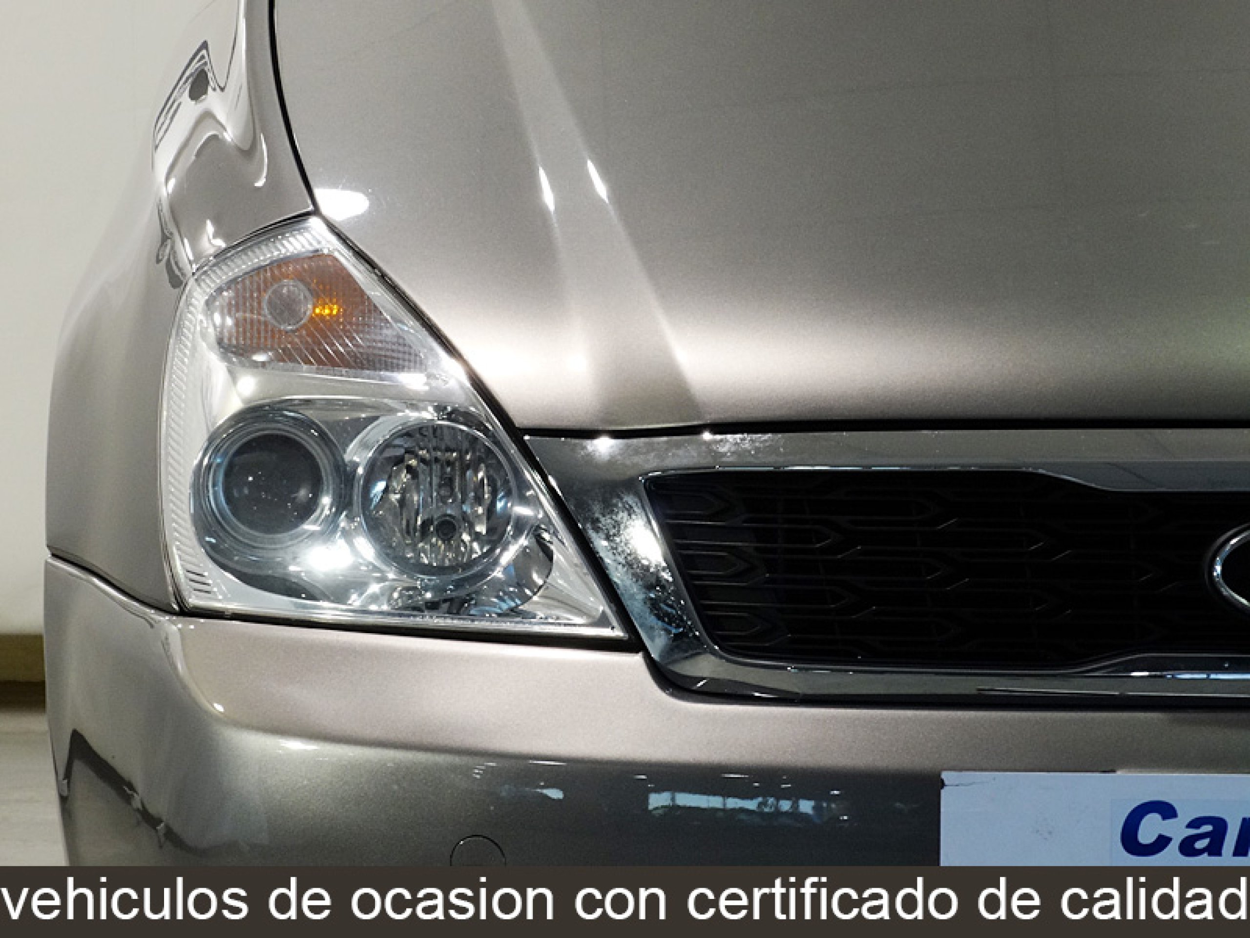 Foto Kia Carnival 11