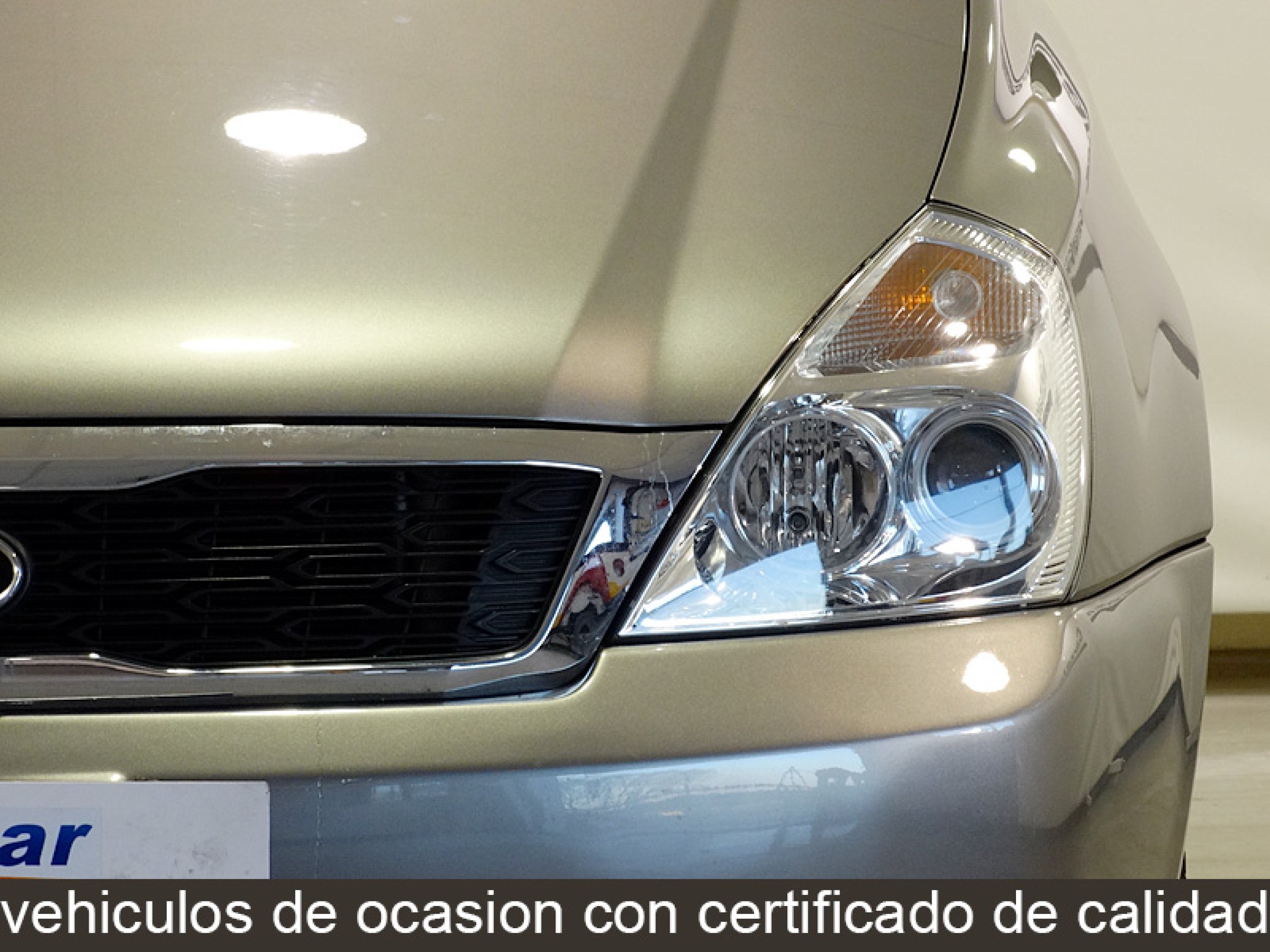 Foto Kia Carnival 12