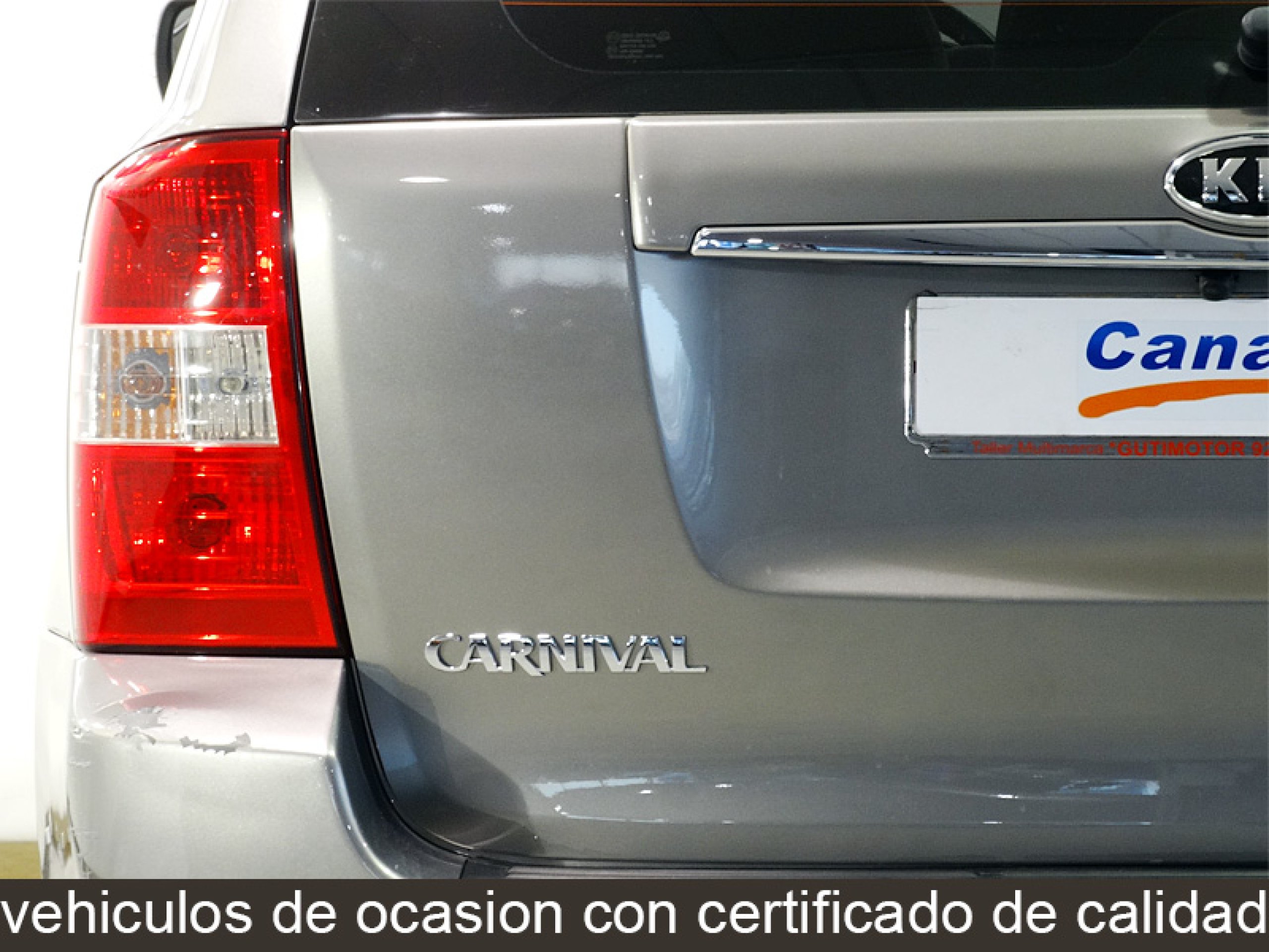 Foto Kia Carnival 13