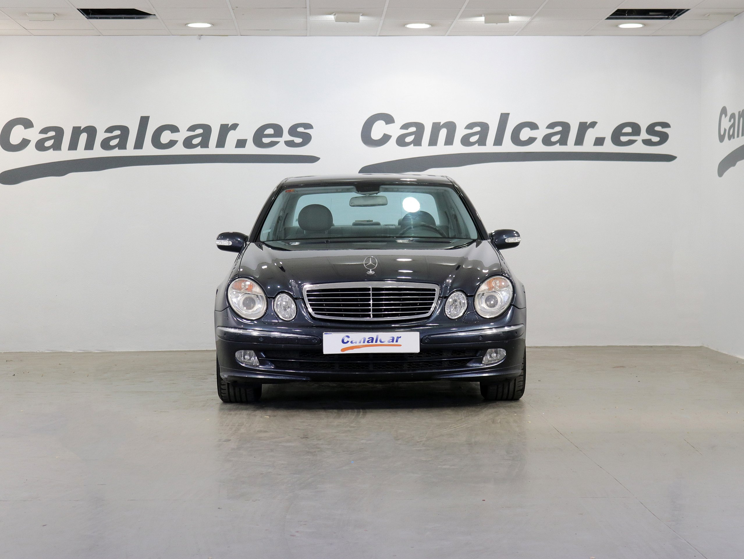 Foto Mercedes-Benz E 320 4