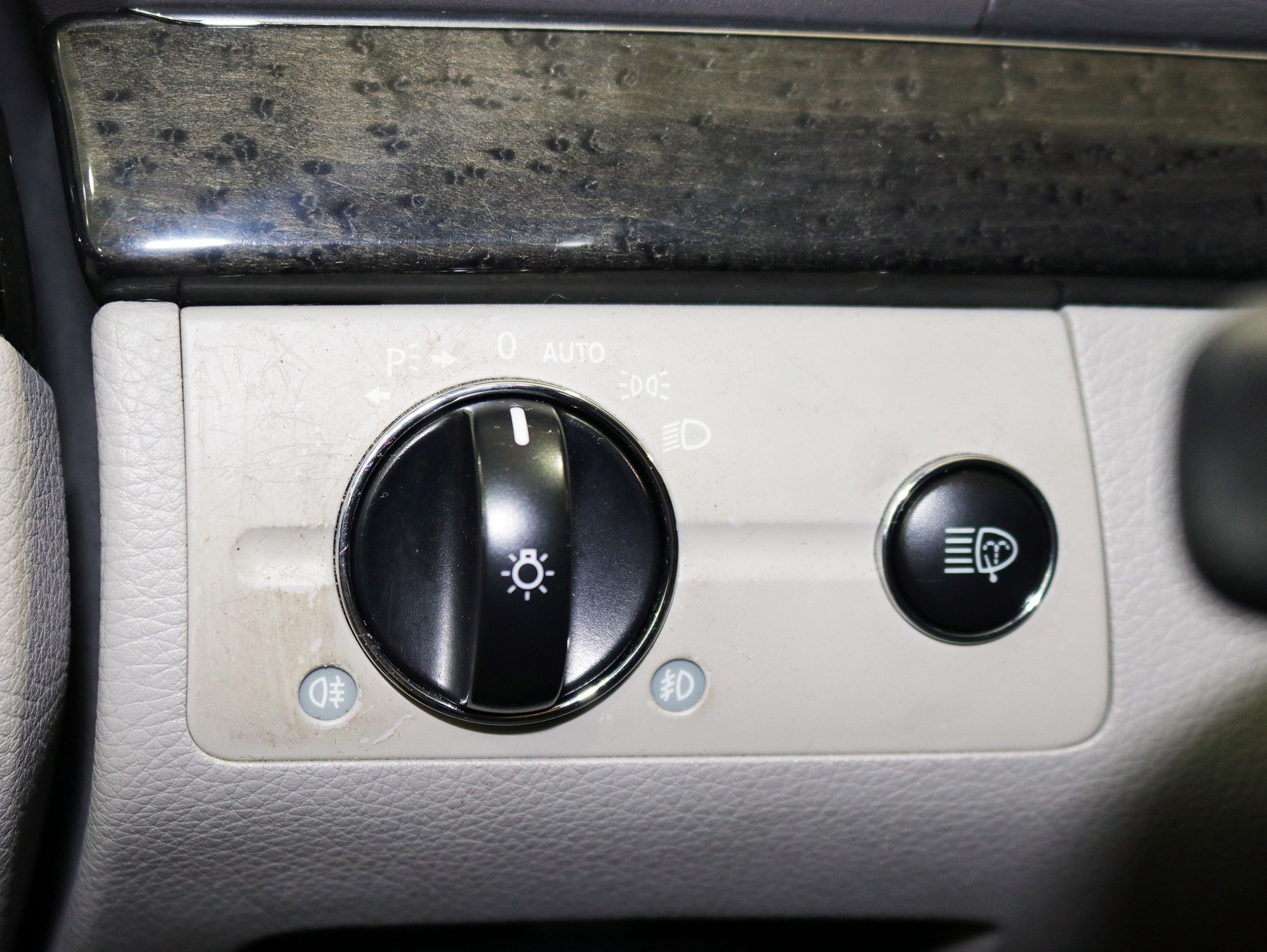 Foto Mercedes-Benz E 320 25