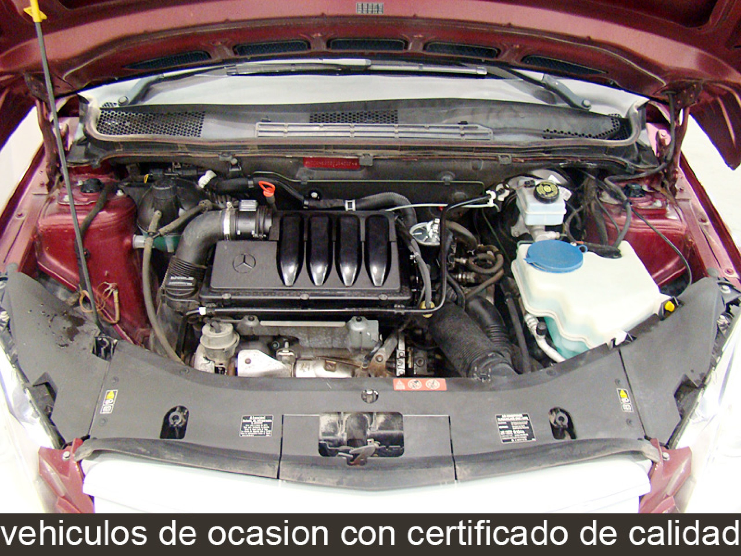 Foto Mercedes-Benz B 200 13