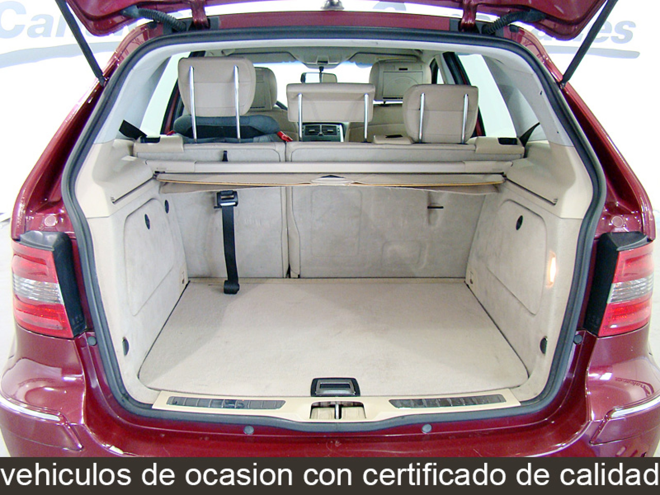 Foto Mercedes-Benz B 200 14