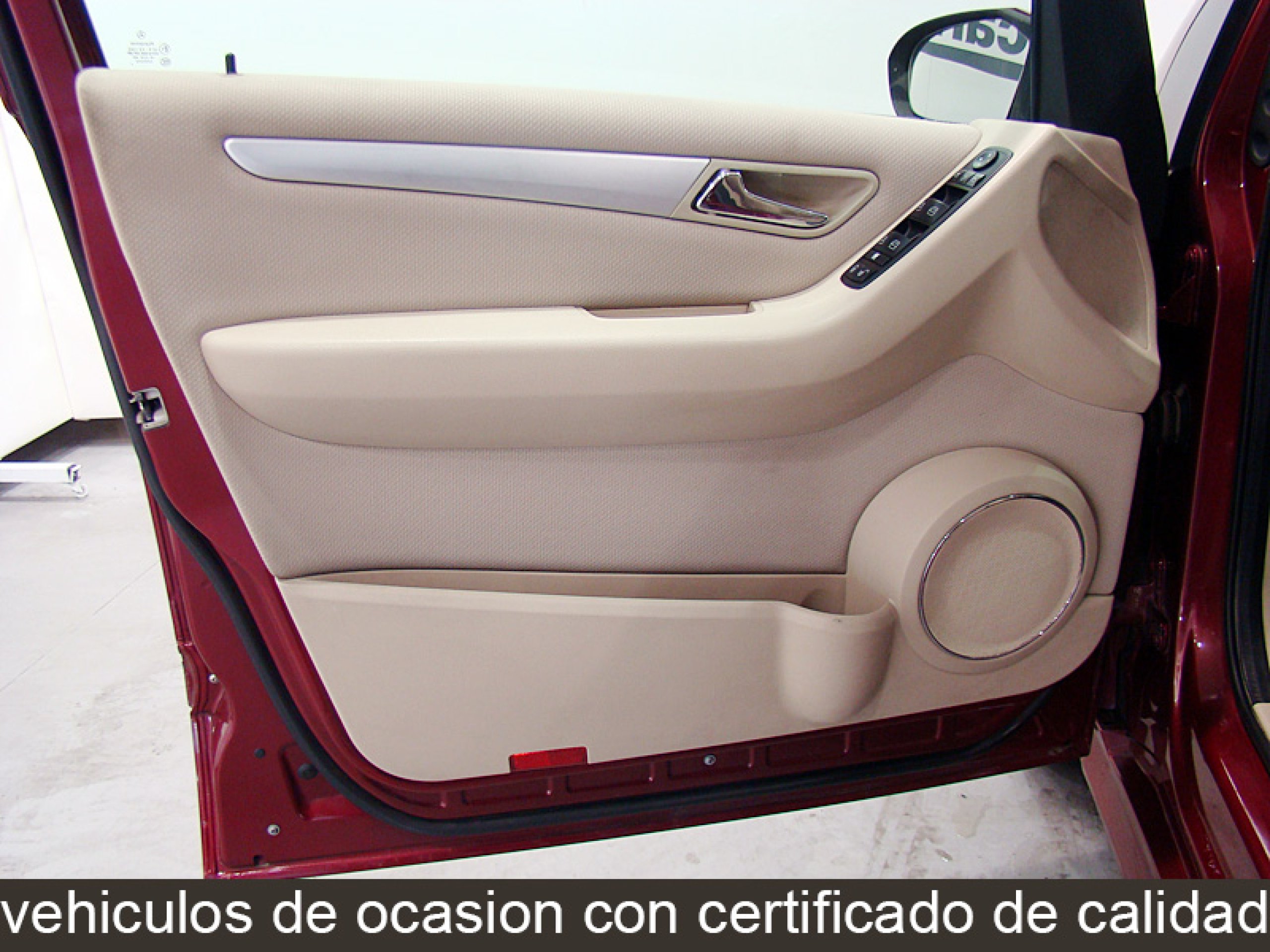 Foto Mercedes-Benz B 200 19