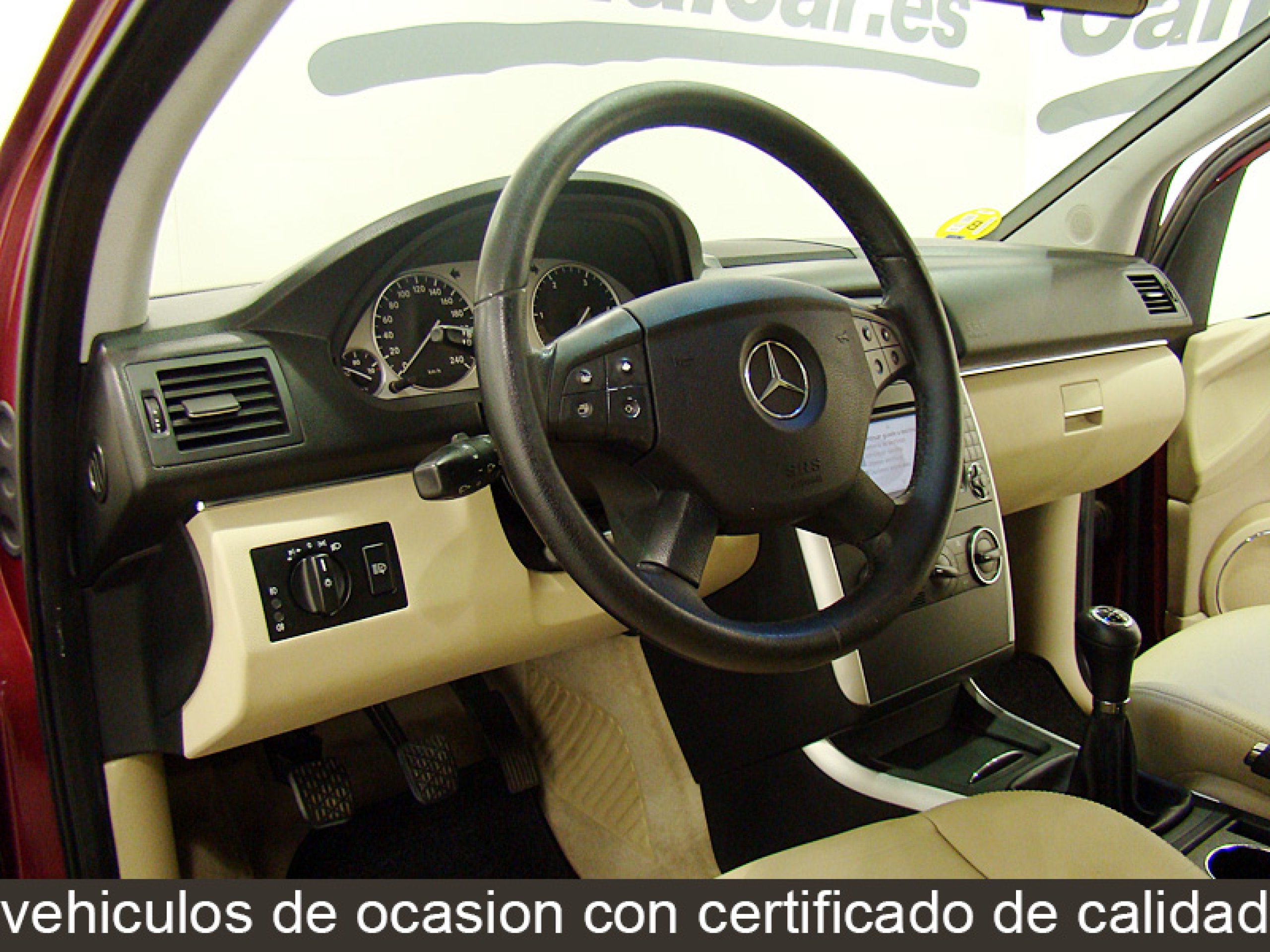 Foto Mercedes-Benz B 200 20