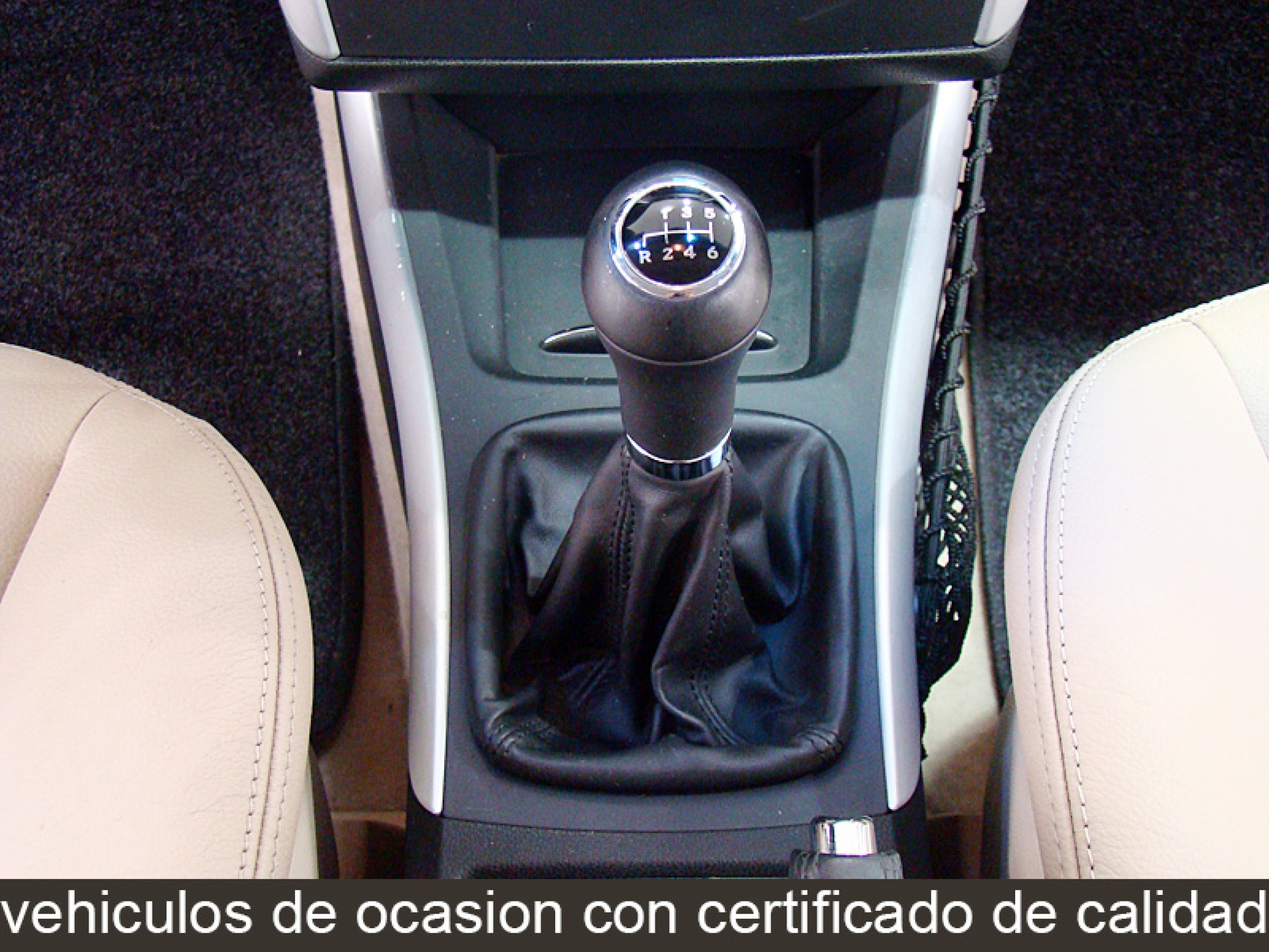 Foto Mercedes-Benz B 200 25