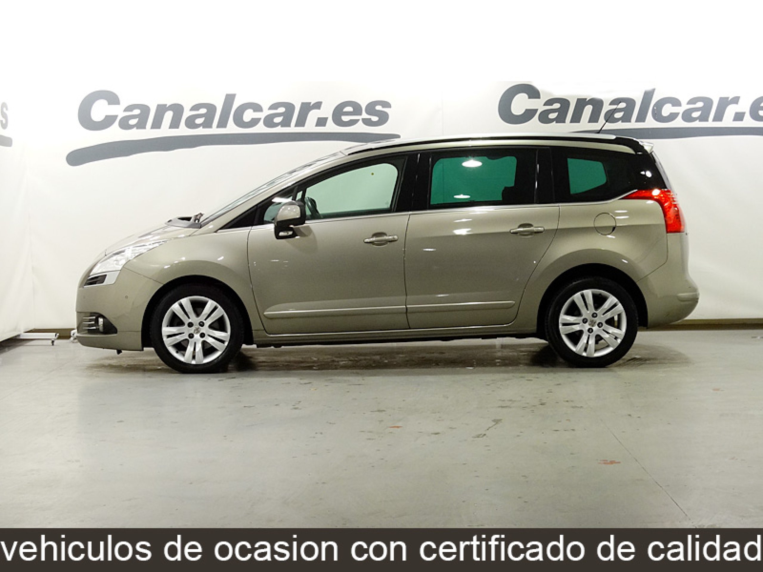 Foto Peugeot 5008 10