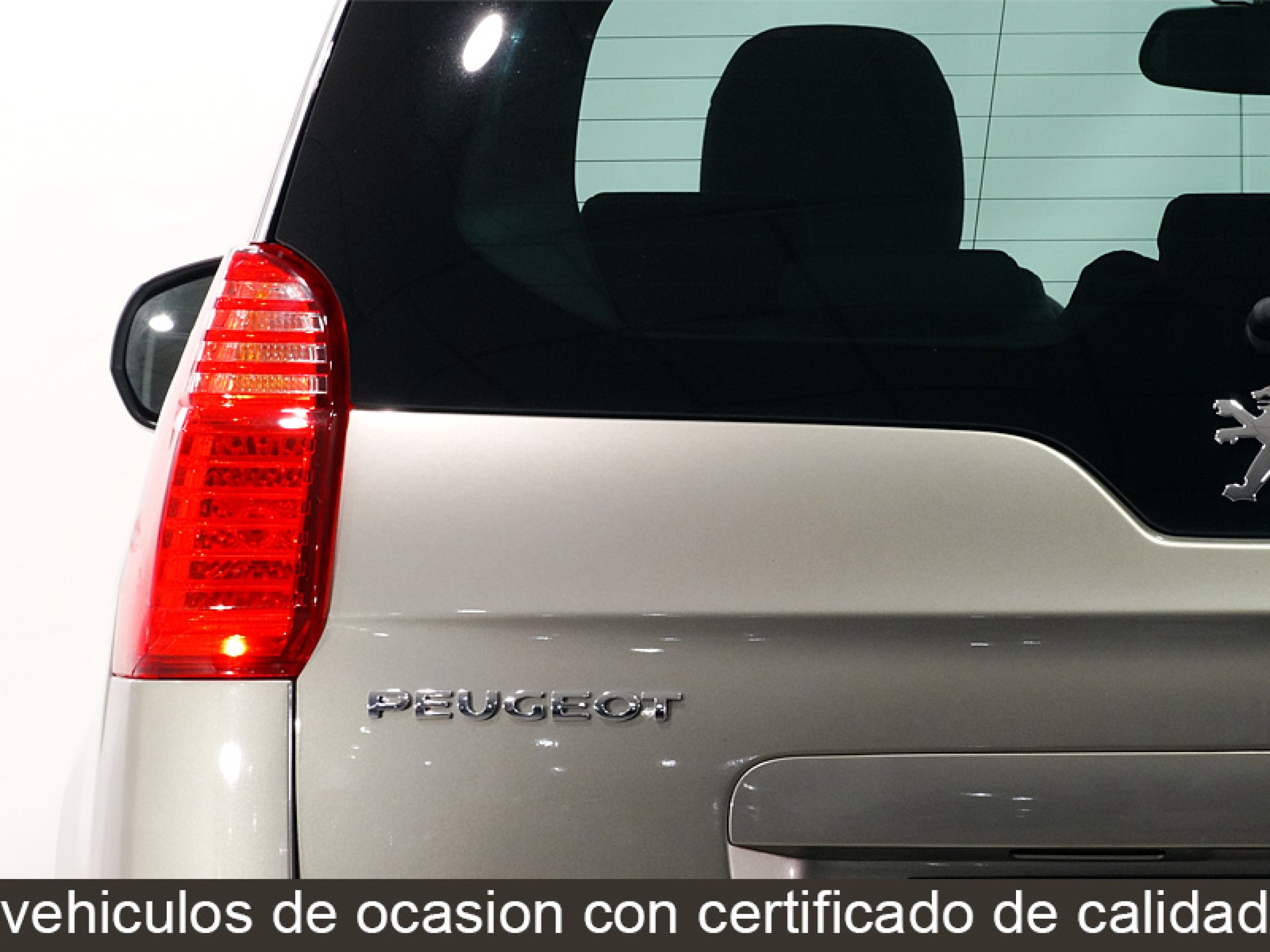 Foto Peugeot 5008 14