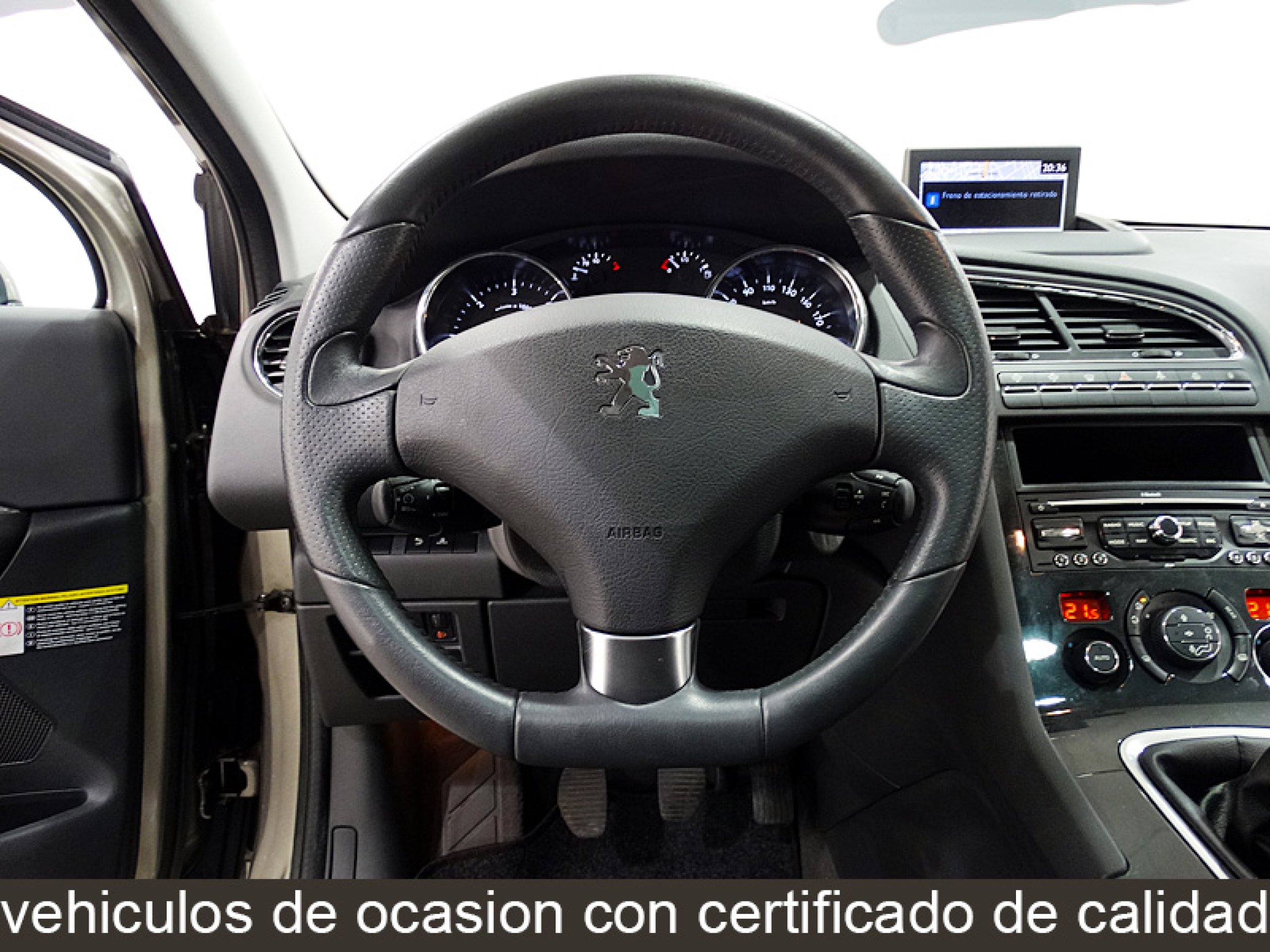 Foto Peugeot 5008 26