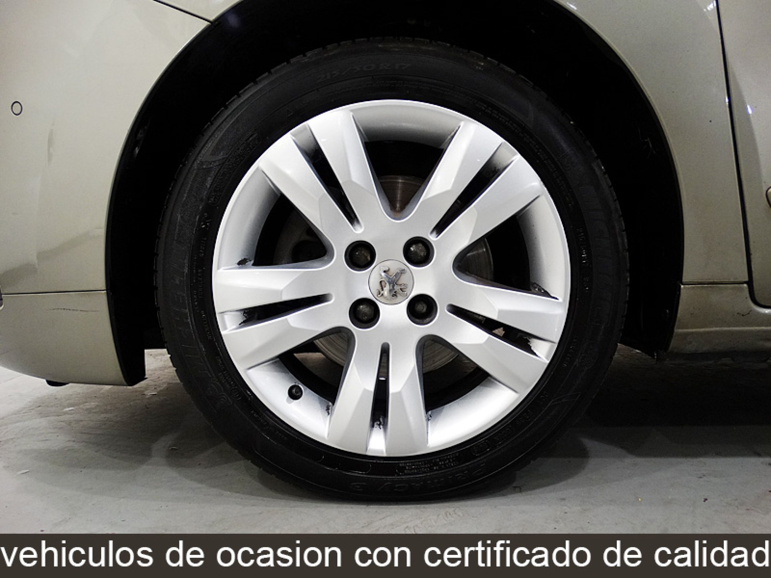 Foto Peugeot 5008 37