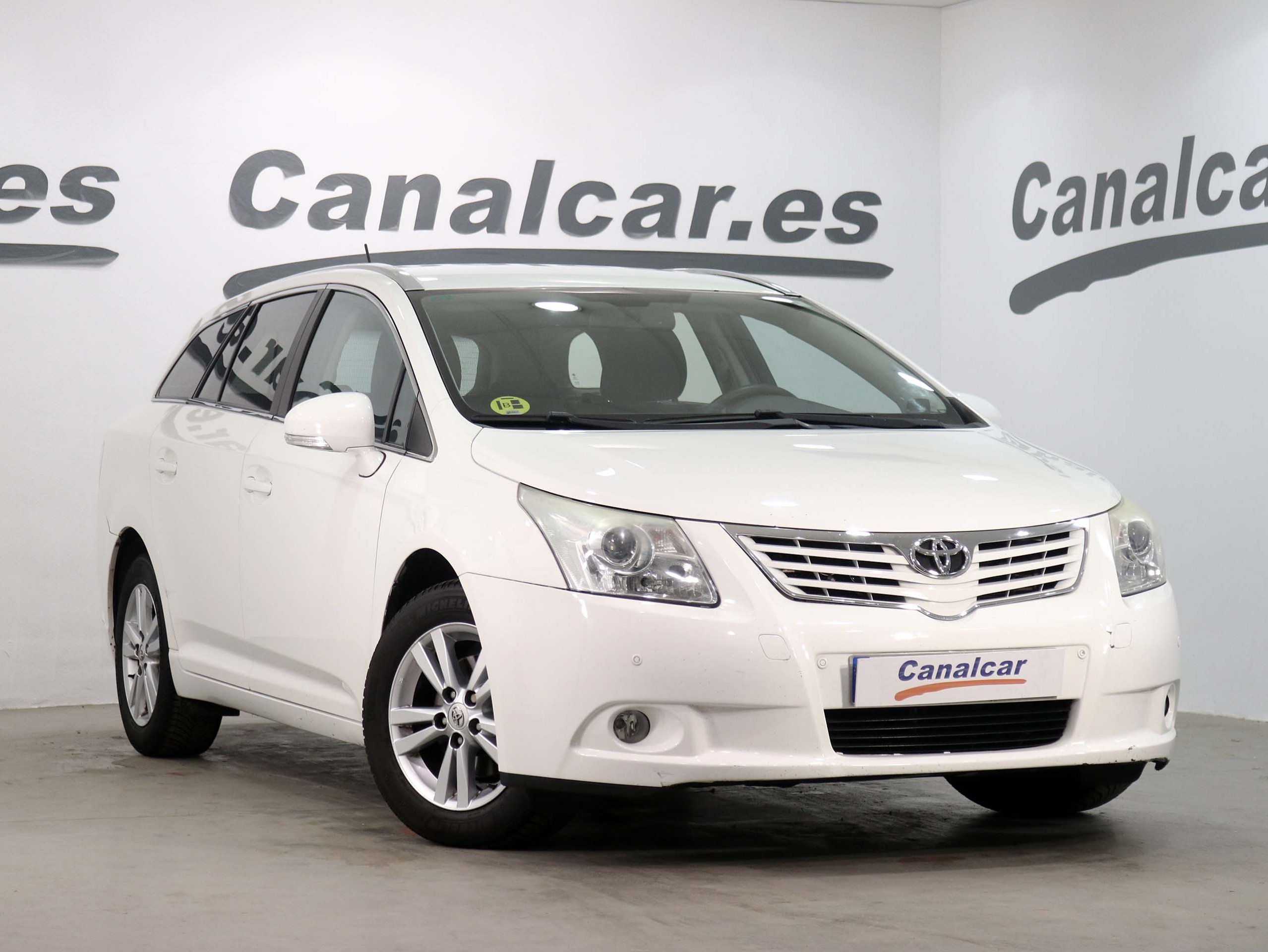 Foto Toyota Avensis 4