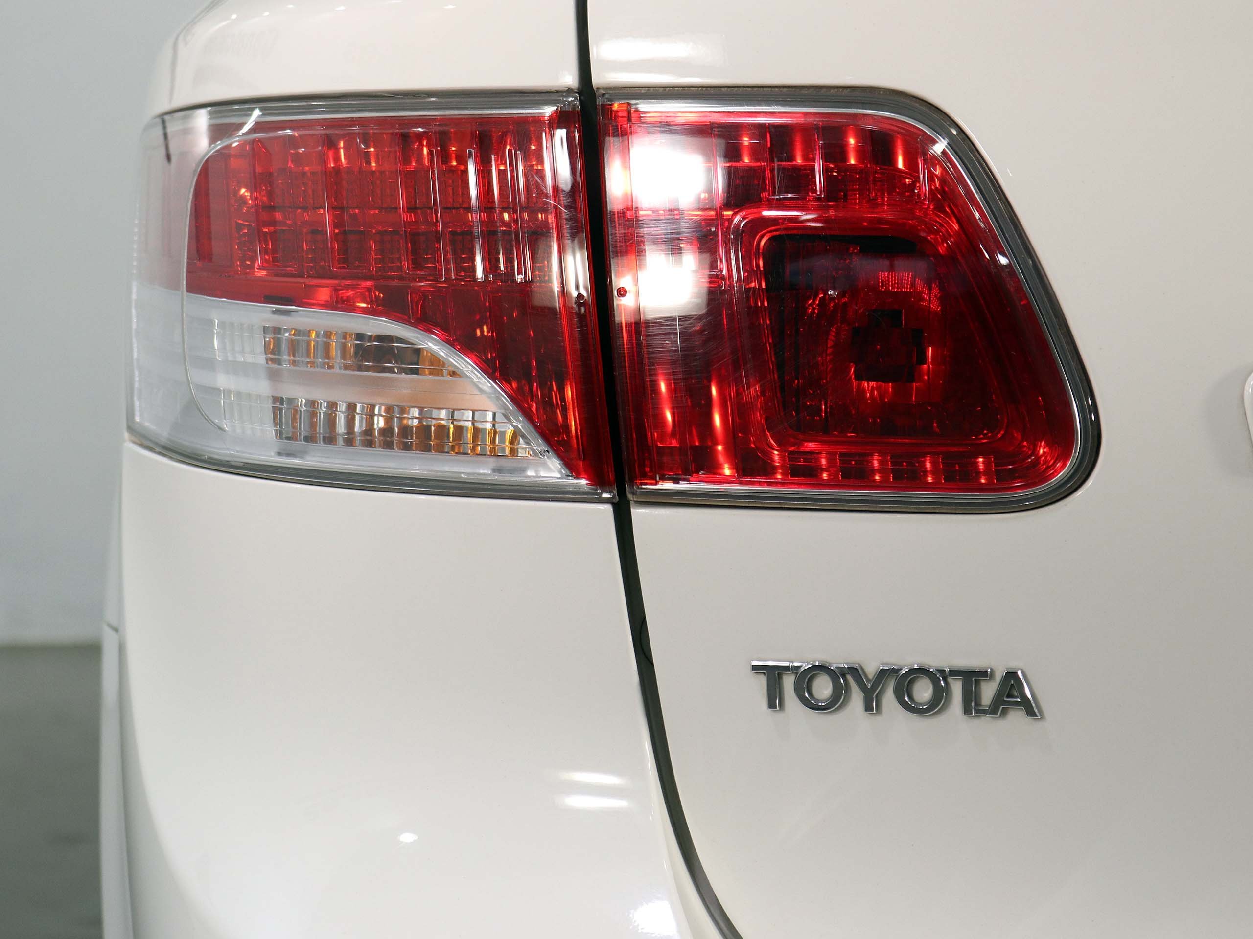 Foto Toyota Avensis 10