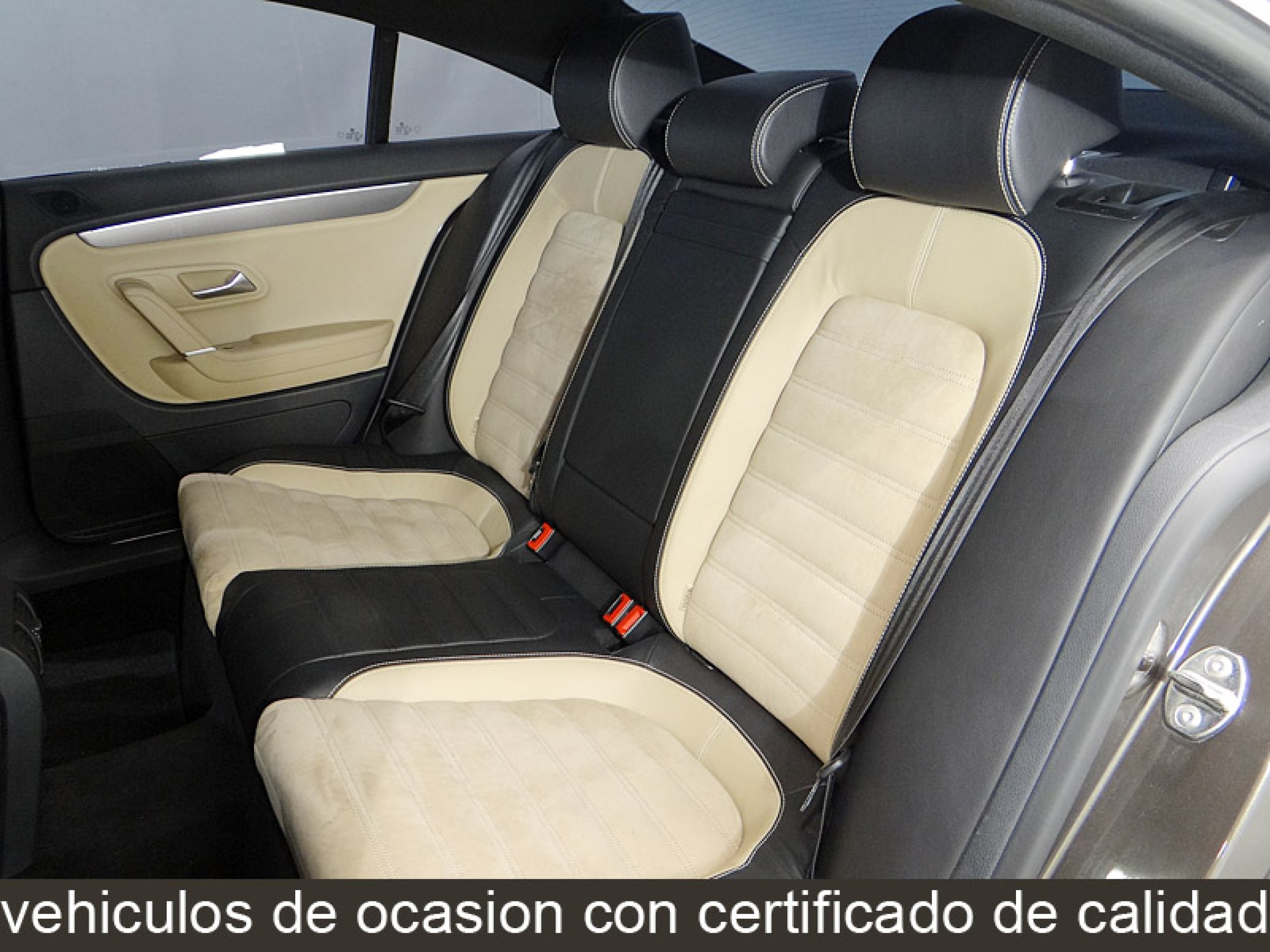 Foto Volkswagen Passat 23
