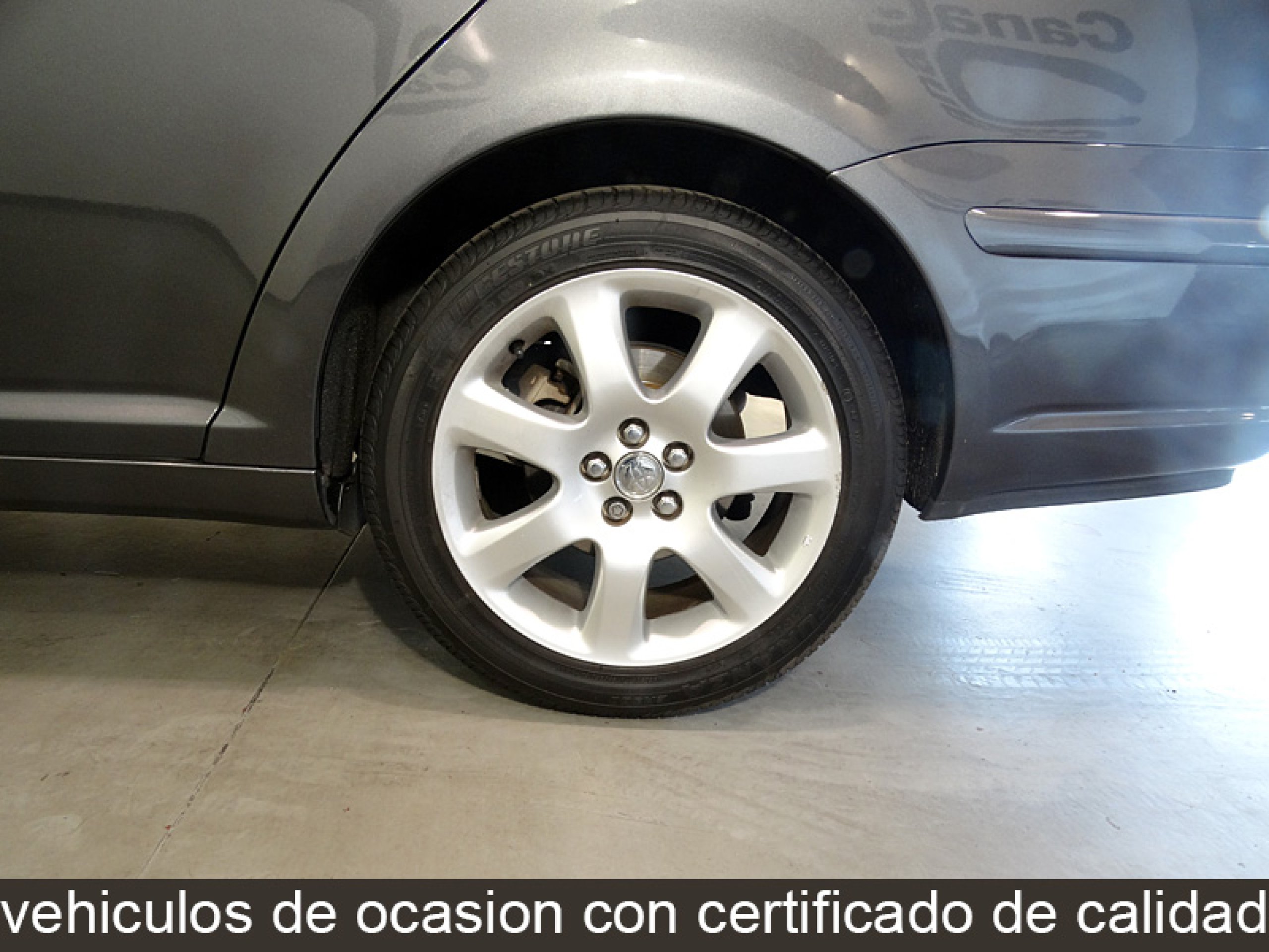 Foto Toyota Avensis 38