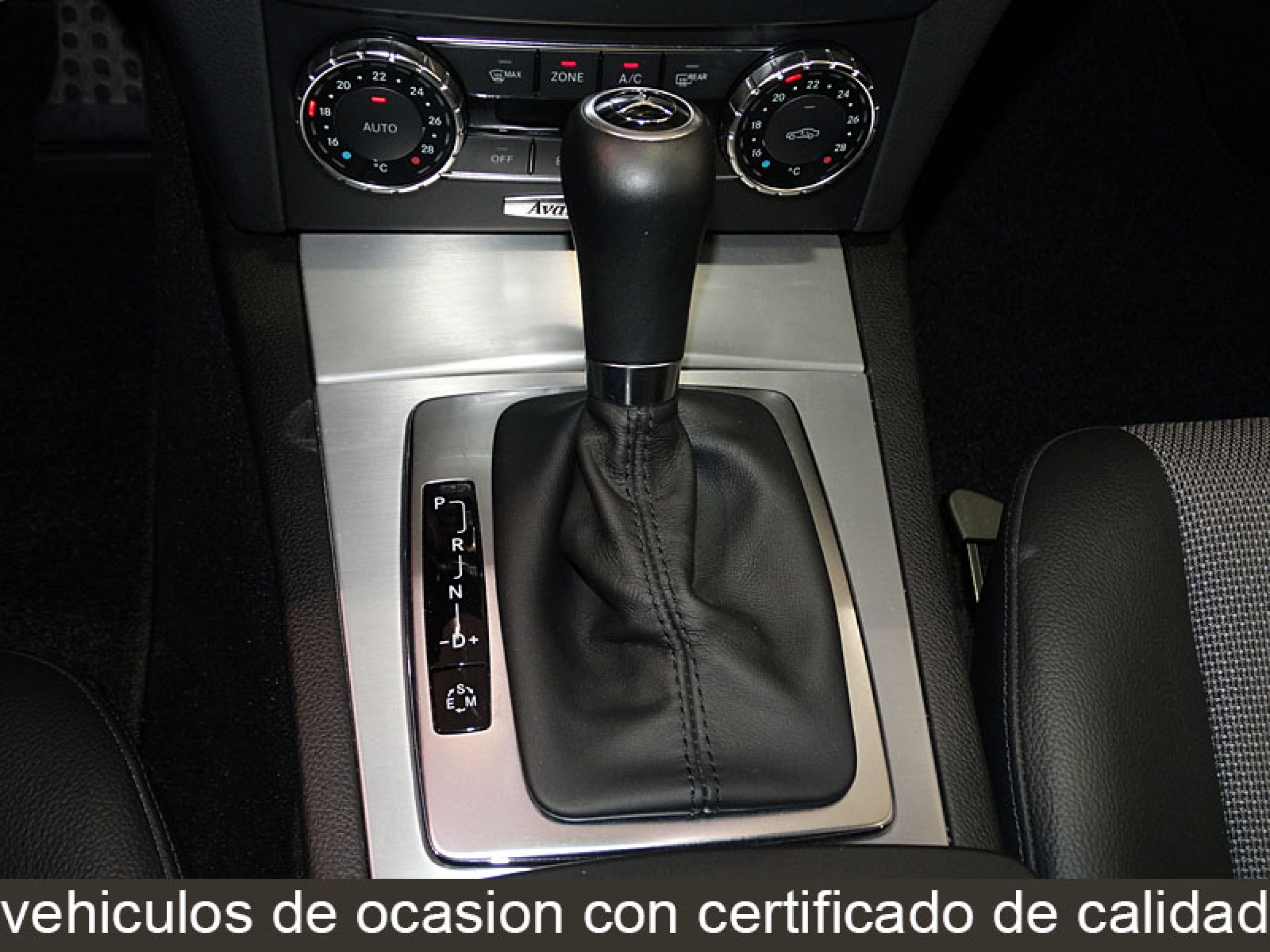 Foto Mercedes-Benz C 220 26