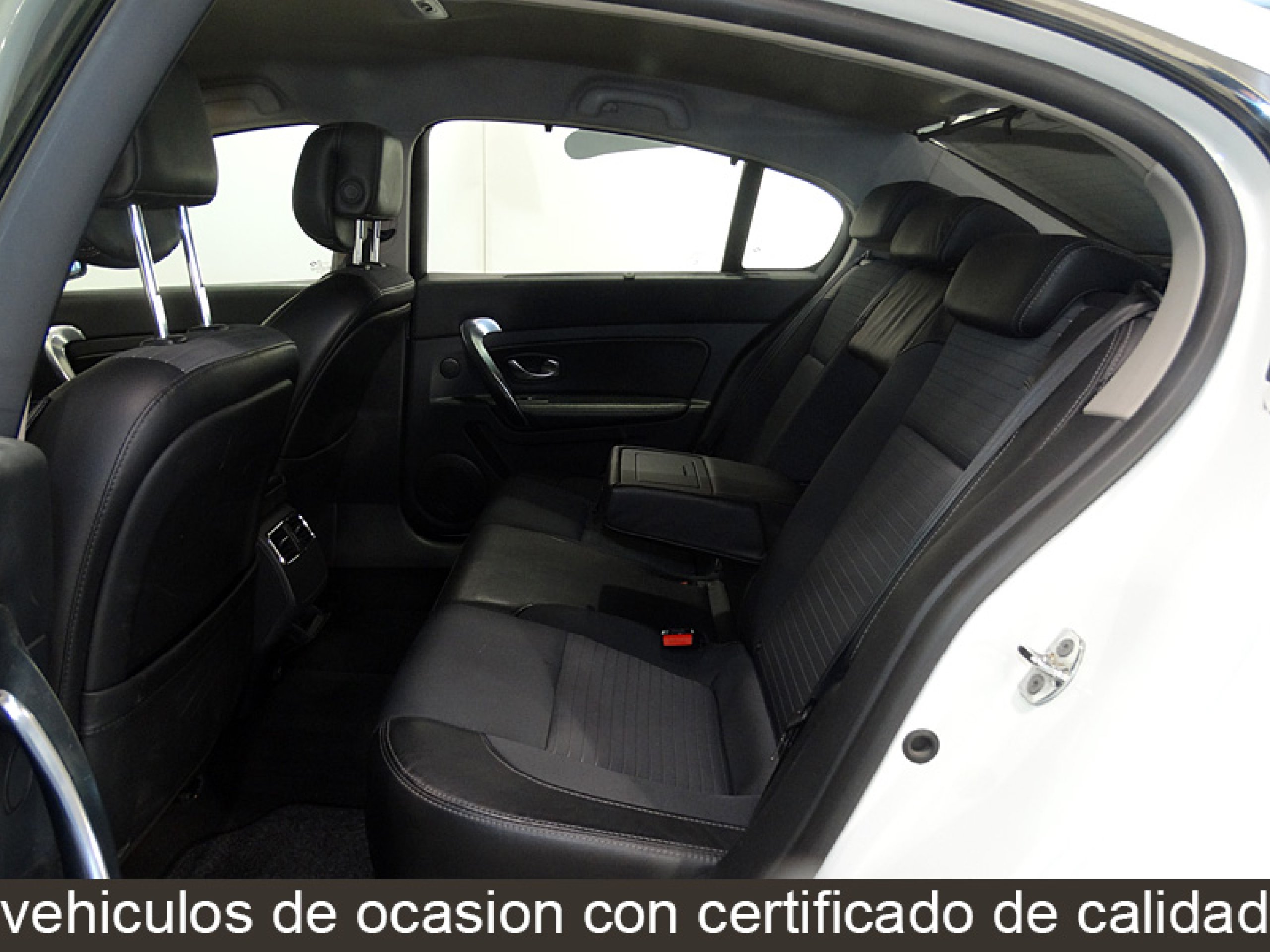Foto Renault Latitude 16