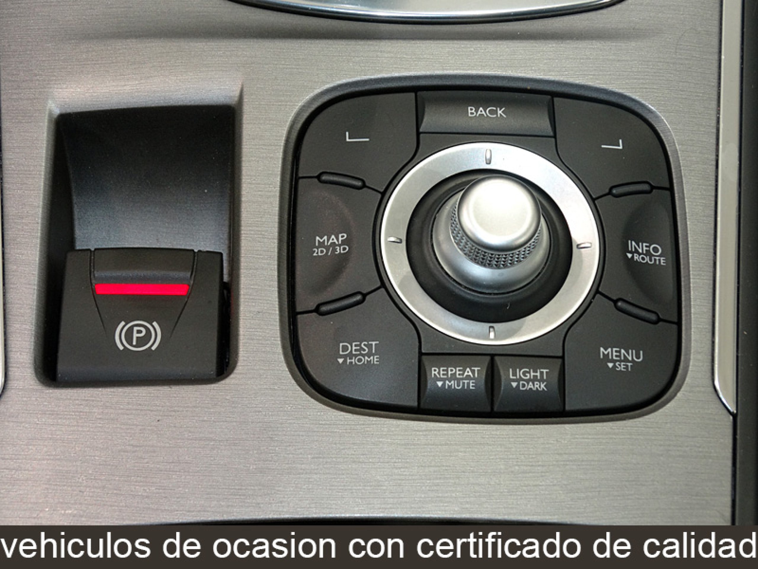 Foto Renault Latitude 27
