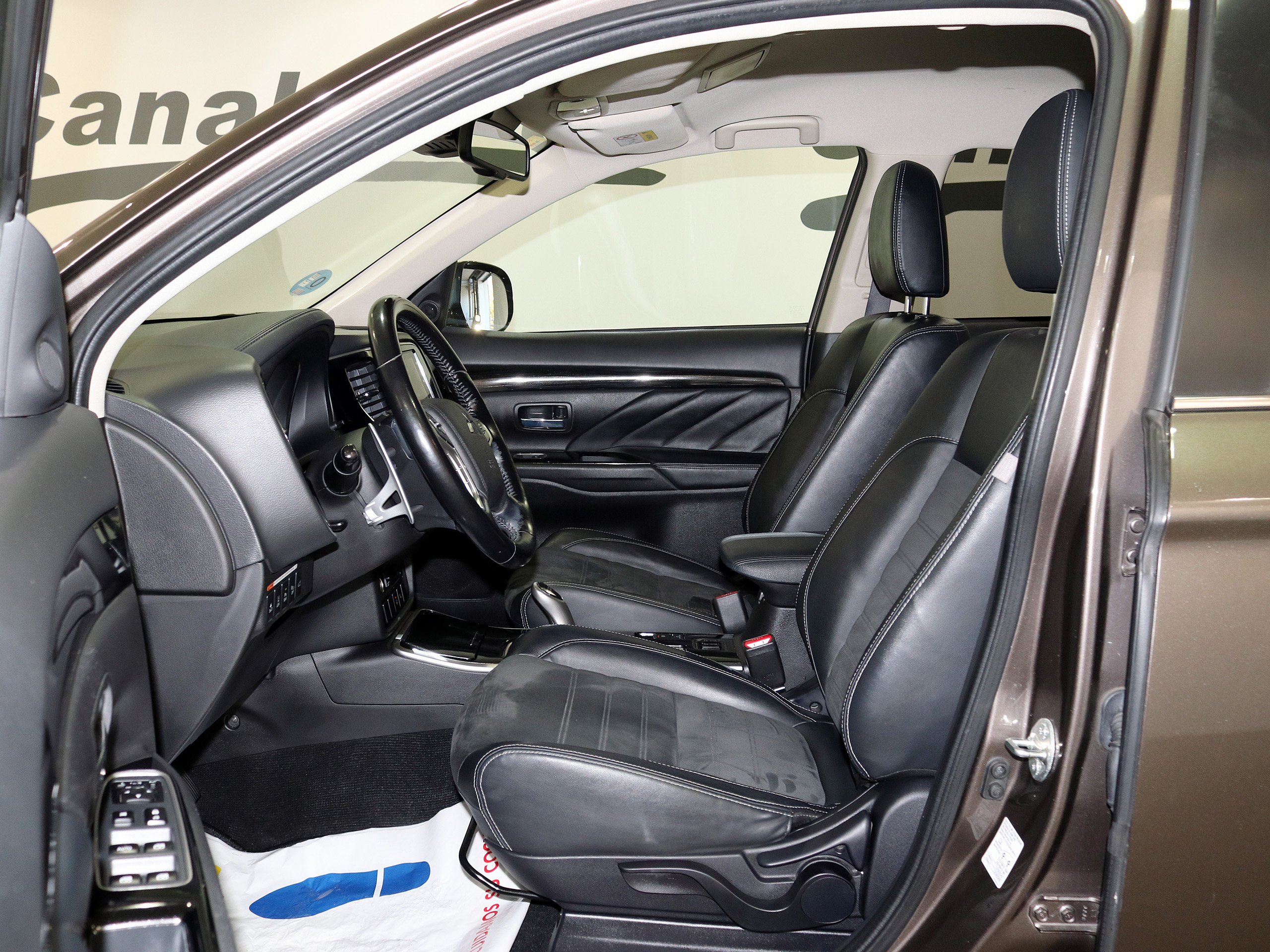 Foto Mitsubishi Outlander 13