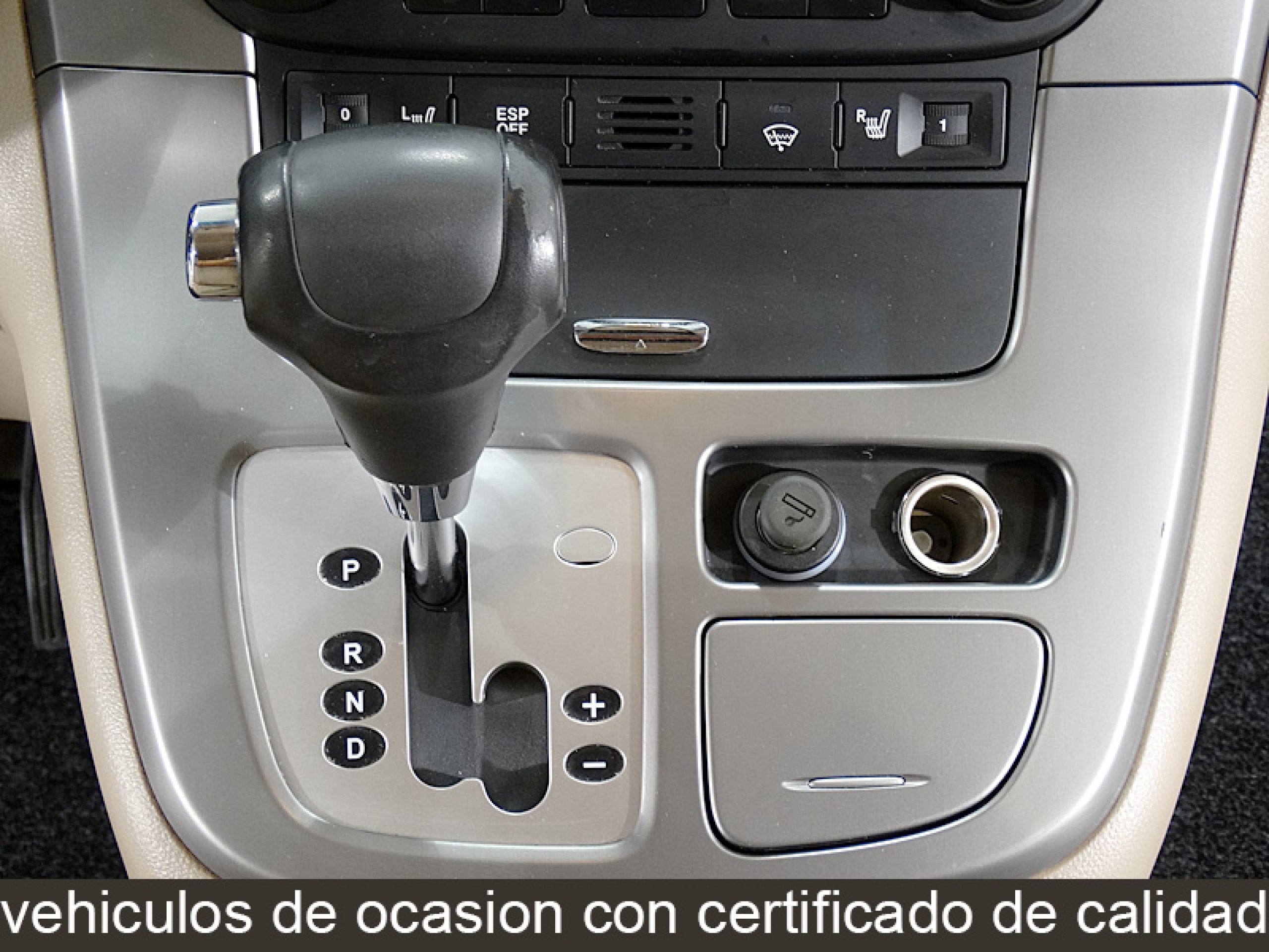 Foto Kia Carnival 28