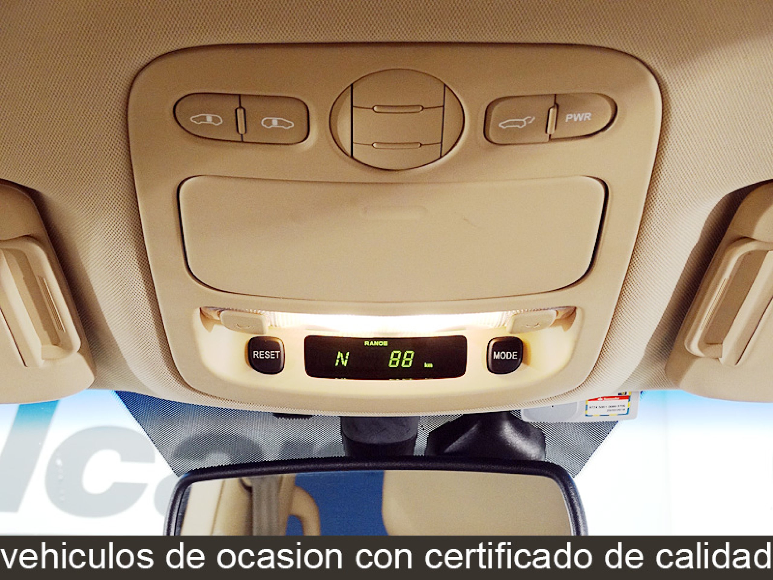 Foto Kia Carnival 29